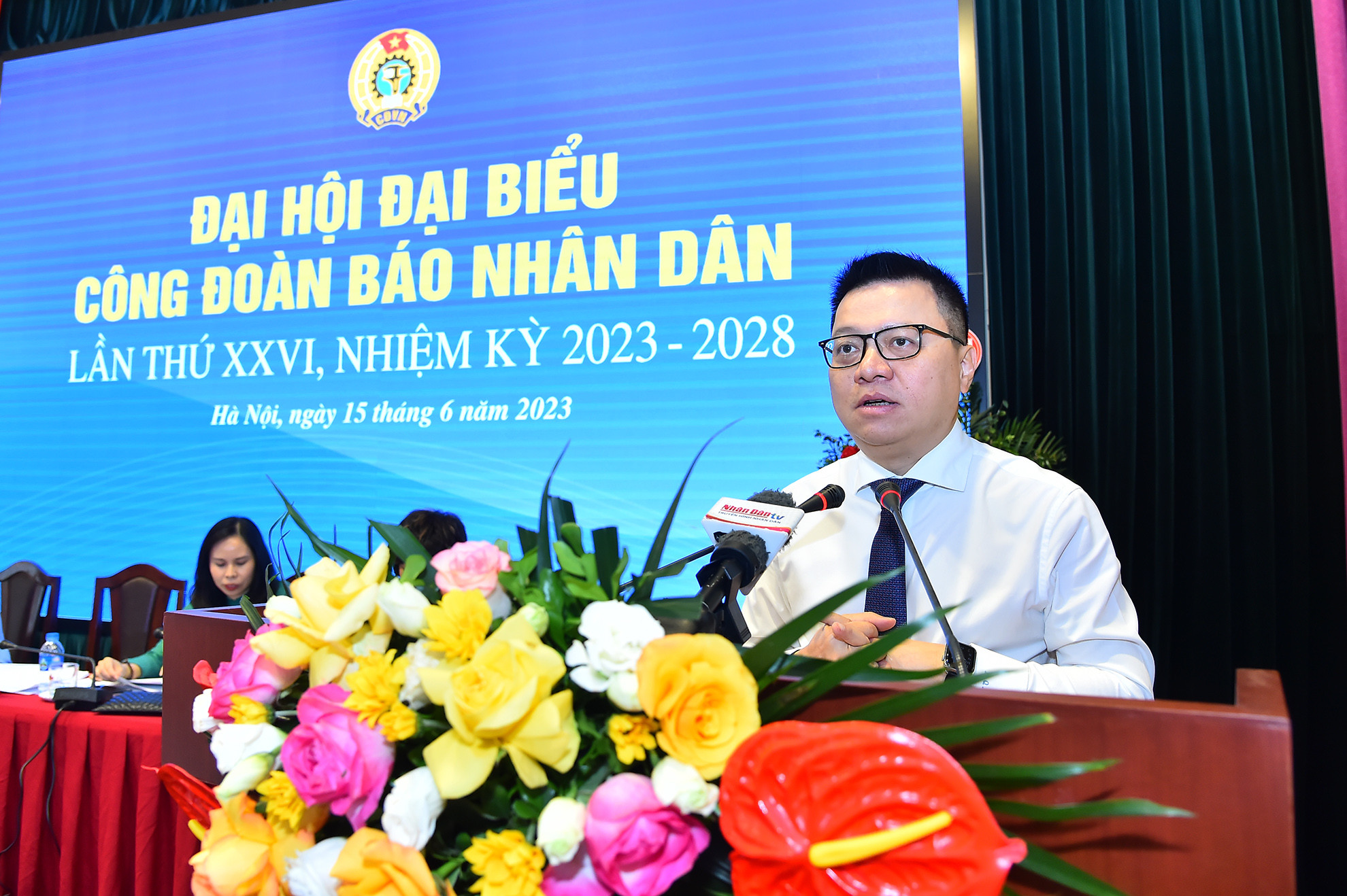 Đồng chí Lê Quốc Minh, Ủy viên Trung ương Đảng, Tổng Biên tập Báo Nhân Dân, Phó Trưởng Ban Tuyên giáo Trung ương, Chủ tịch Hội Nhà báo Việt Nam phát biểu chỉ đạo Đại hội.