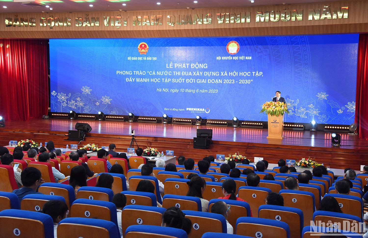 Học tập, làm việc, cống hiến và hưởng thụ là nhu cầu tất yếu, khách quan của mỗi cá nhân. Theo Thủ tướng Phạm Minh Chính, chúng ta phải chung sức, đồng lòng với quyết tâm cao, nỗ lực lớn, hành động quyết liệt, tạo động lực, truyền cảm hứng để nhà nhà học tập, người người học tập, xã hội học tập, cả nước học tập, "chứng minh dân tộc ta, đất nước ta không thua kém bất cứ đất nước nào, dân tộc nào trên thế giới".