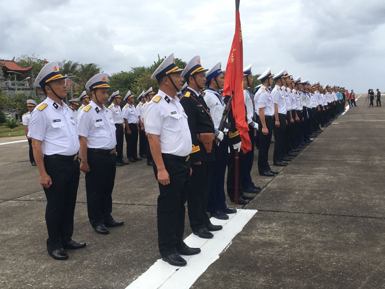 Lễ chào cờ đầu tuần. Lễ chào cờ đầu tuần.