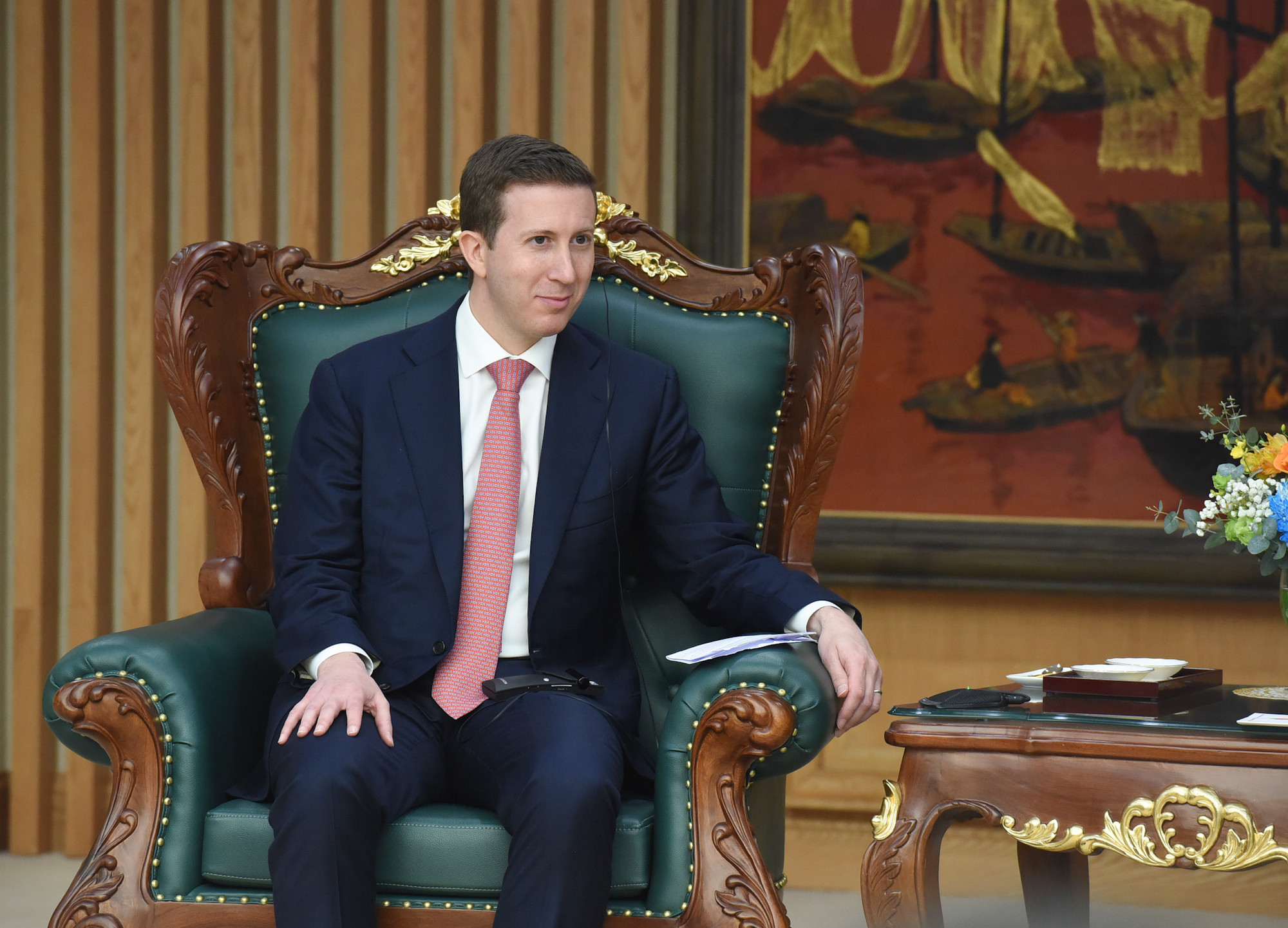 Ông Jefferey Perlman, Tổng Giám đốc Tập đoàn Warburg Pincus của Hoa Kỳ, phát biểu tại buổi tiếp.