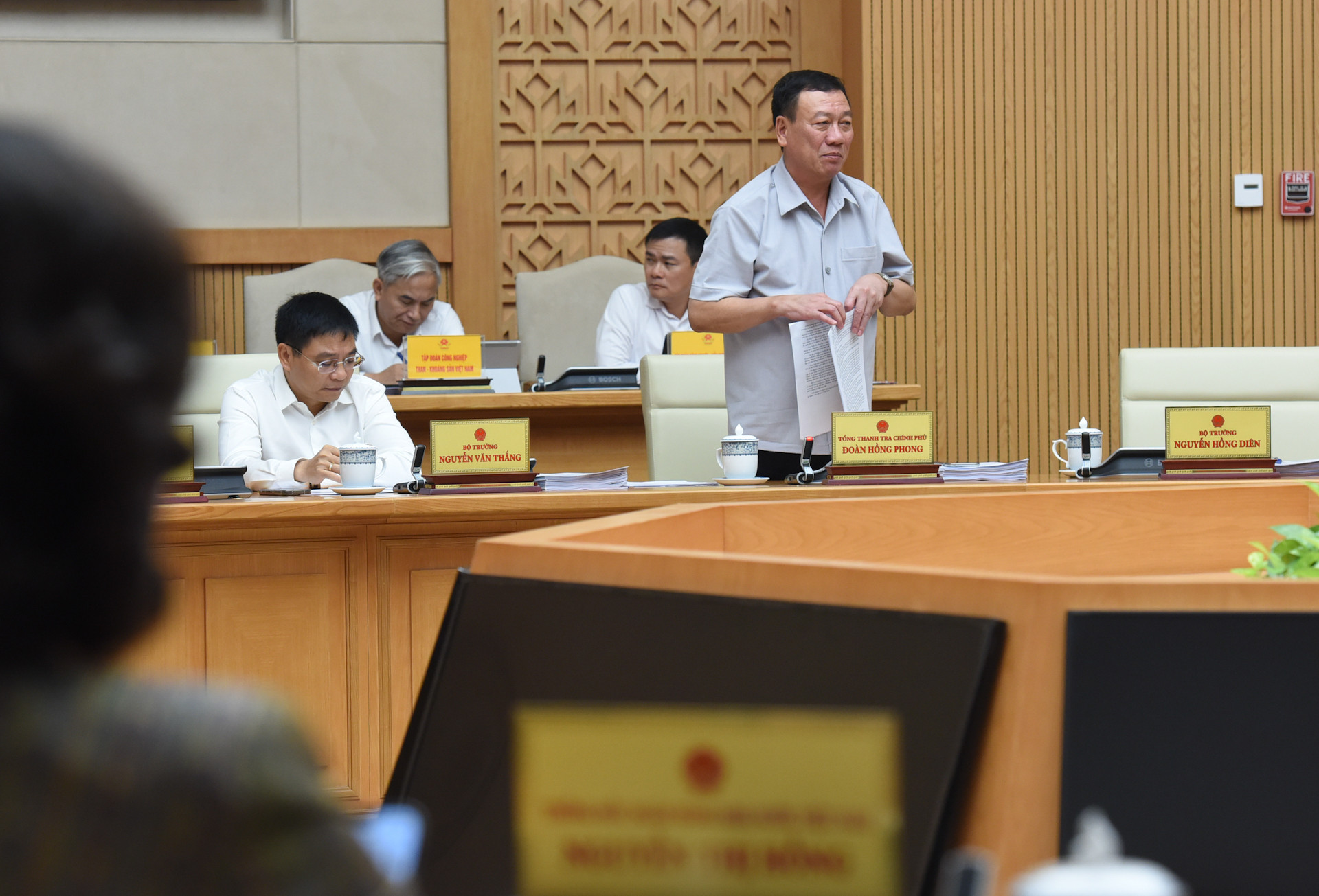 Tổng Thanh tra Chính phủ Đoàn Hồng Phong phát biểu tại phiên họp.