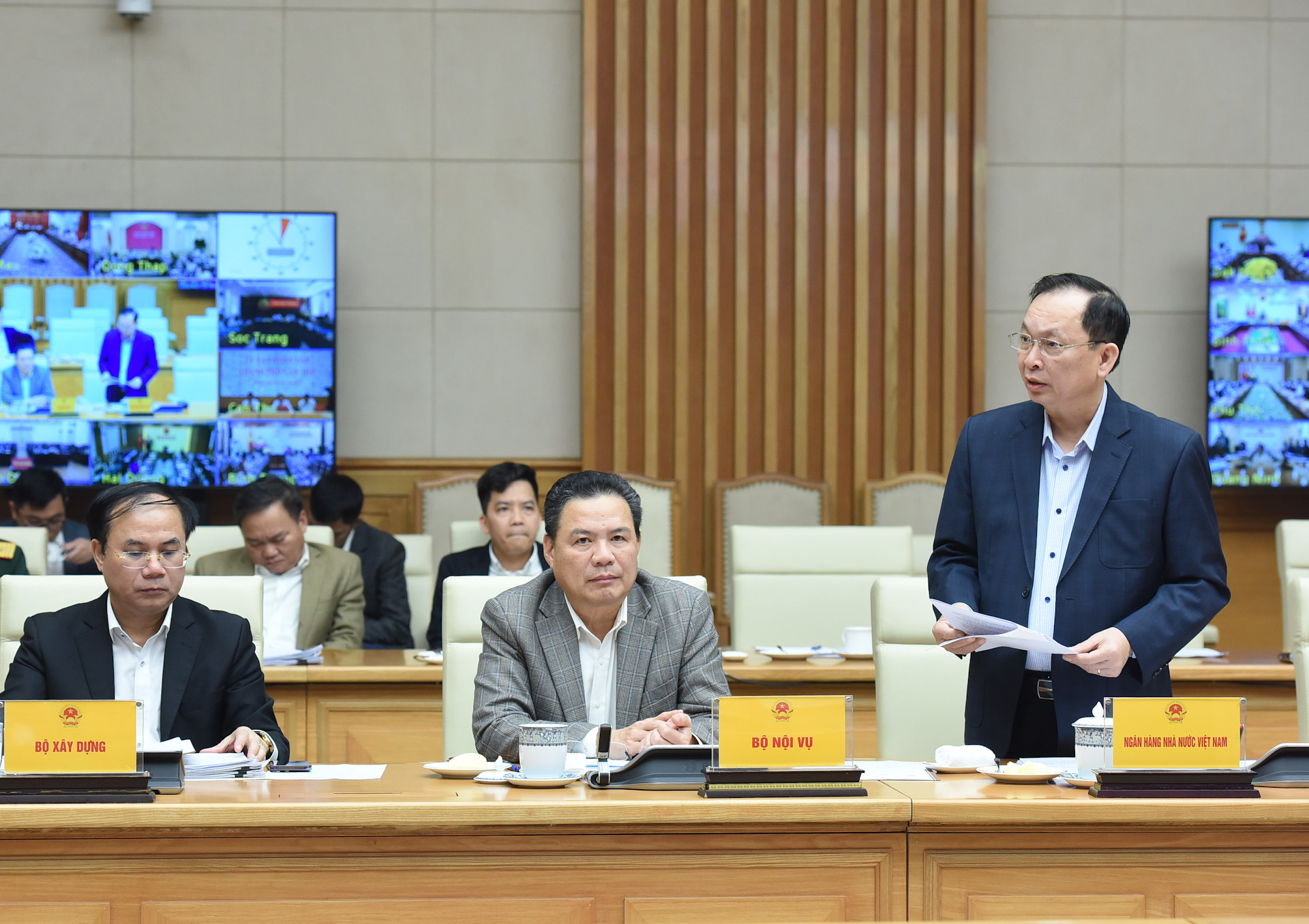 Phó Thống đốc Ngân hàng Nhà nước Việt Nam Đào Minh Tú phát biểu.