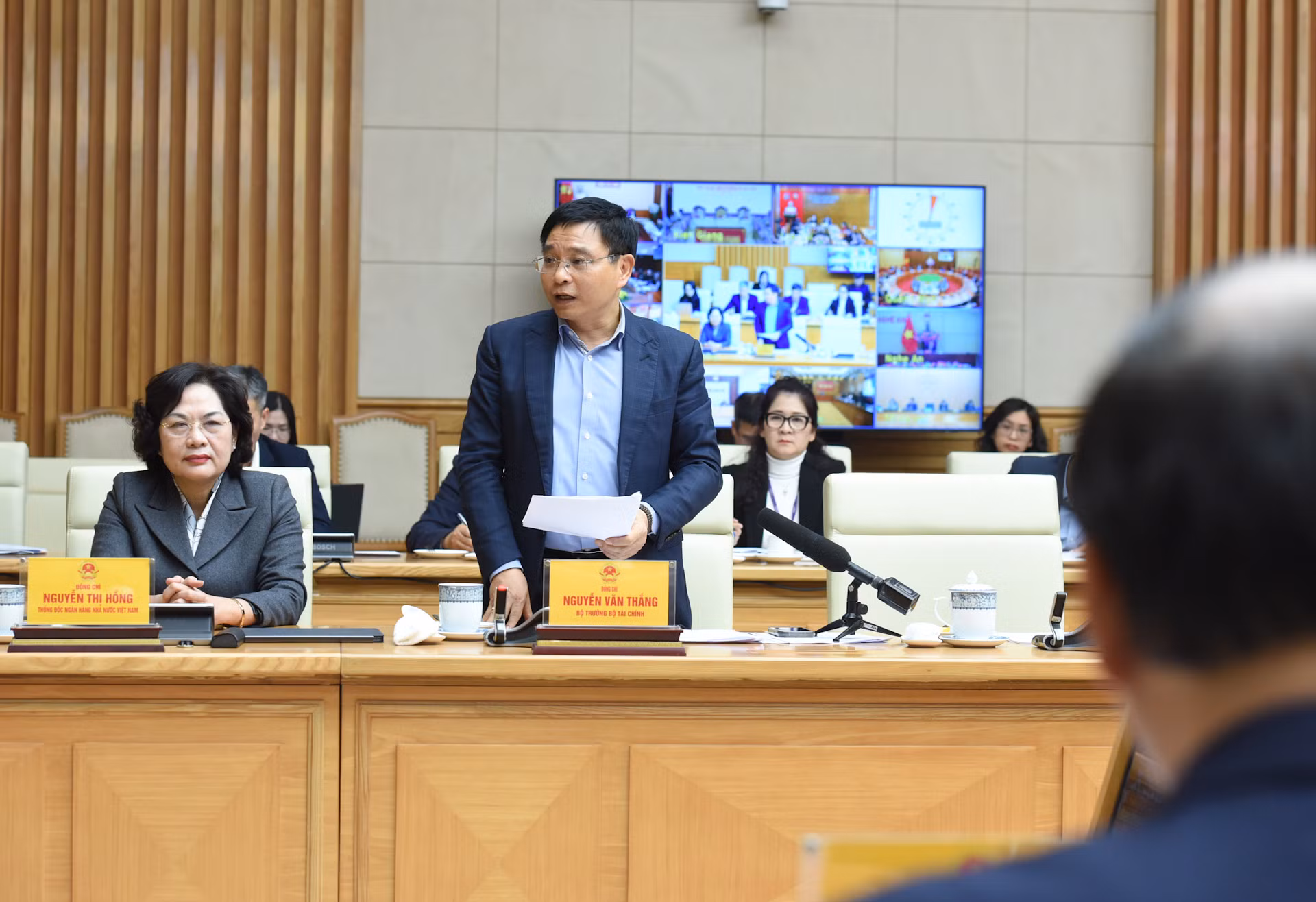 Bộ trưởng Tài chính Nguyễn Văn Thắng phát biểu. Bộ trưởng Tài chính Nguyễn Văn Thắng phát biểu.