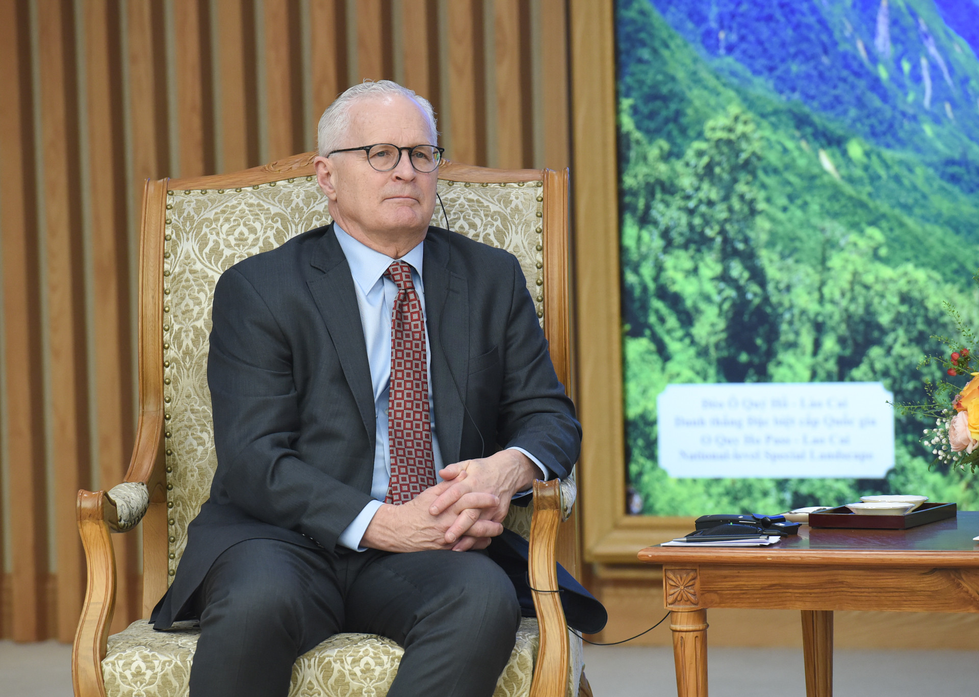 Ông John Neuffer, Chủ tịch Hiệp hội Công nghiệp bán dẫn Hoa Kỳ (SIA) phát biểu tại buổi tiếp.