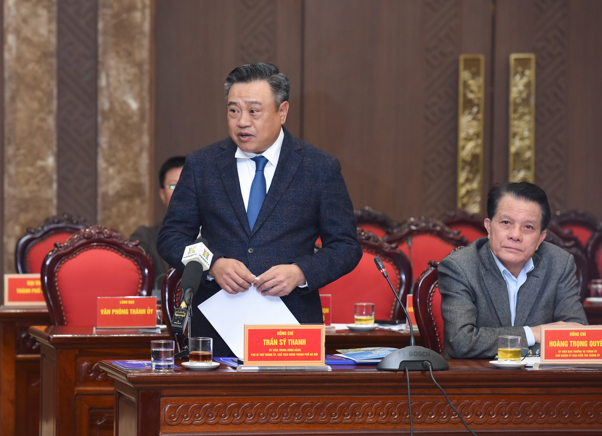 Chủ tịch Ủy ban nhân dân thành phố Hà Nội Trần Sỹ Thanh phát biểu.