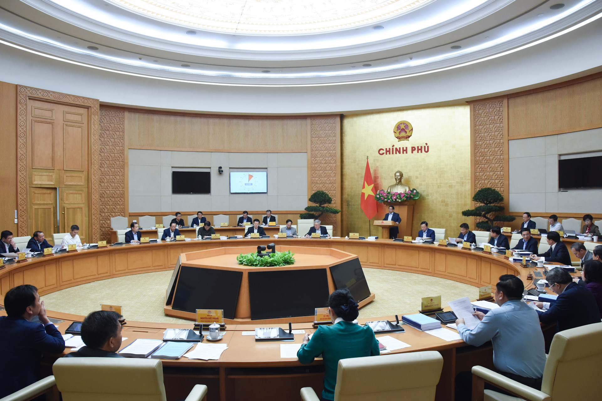 Thủ tướng Phạm Minh Chính chủ trì Phiên họp Chính phủ chuyên đề về xây dựng pháp luật.