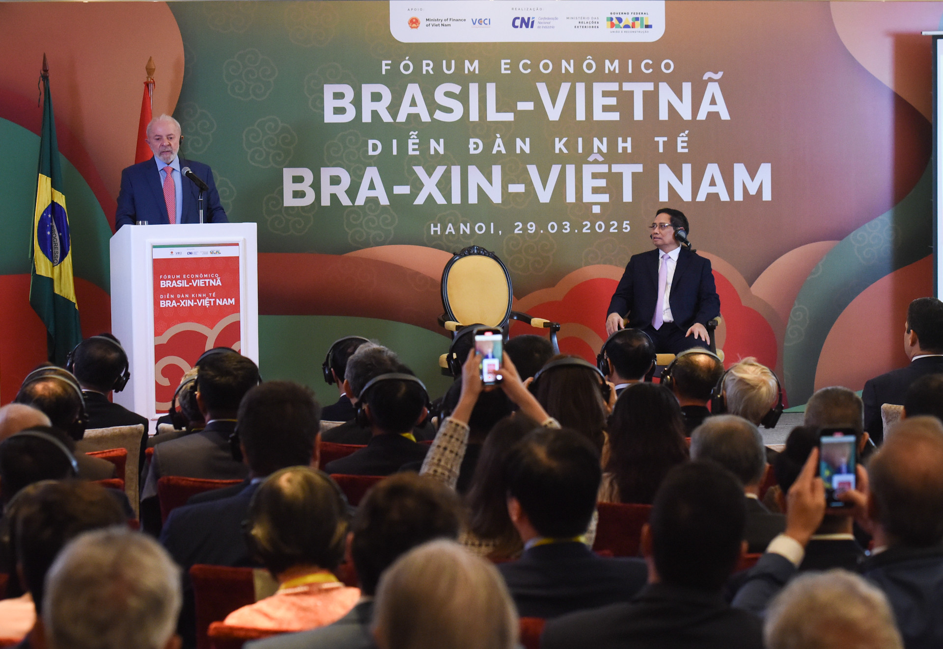 Tổng thống Brazil Luiz Inácio Lula da Silva phát biểu tại Diễn đàn.