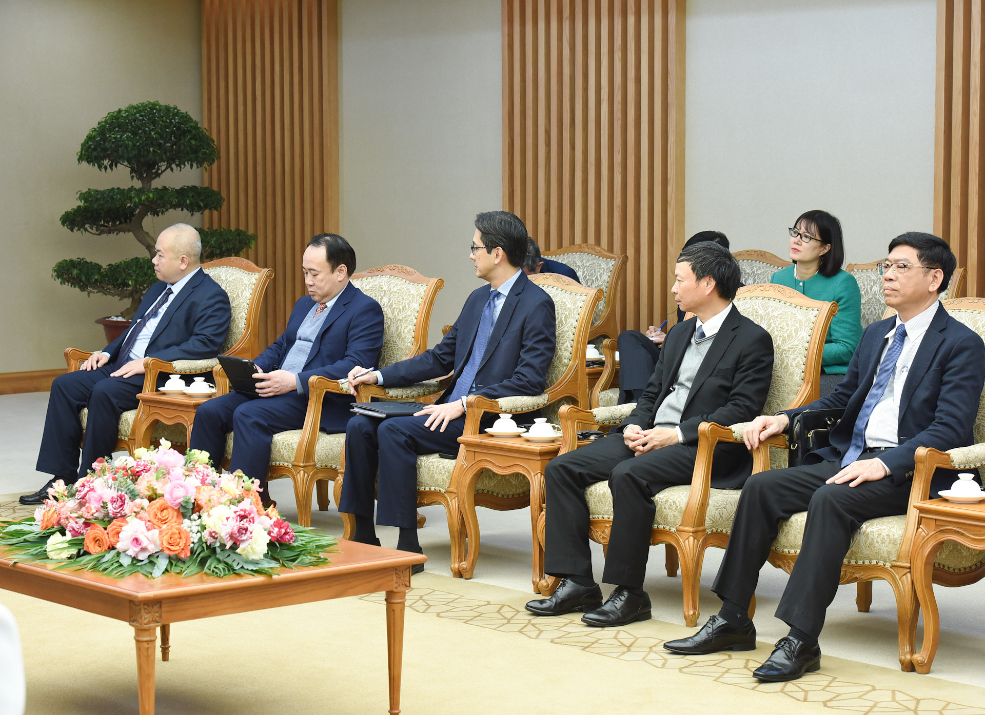 Đại diện lãnh đạo các bộ, ban, ngành tham dự buổi tiếp.