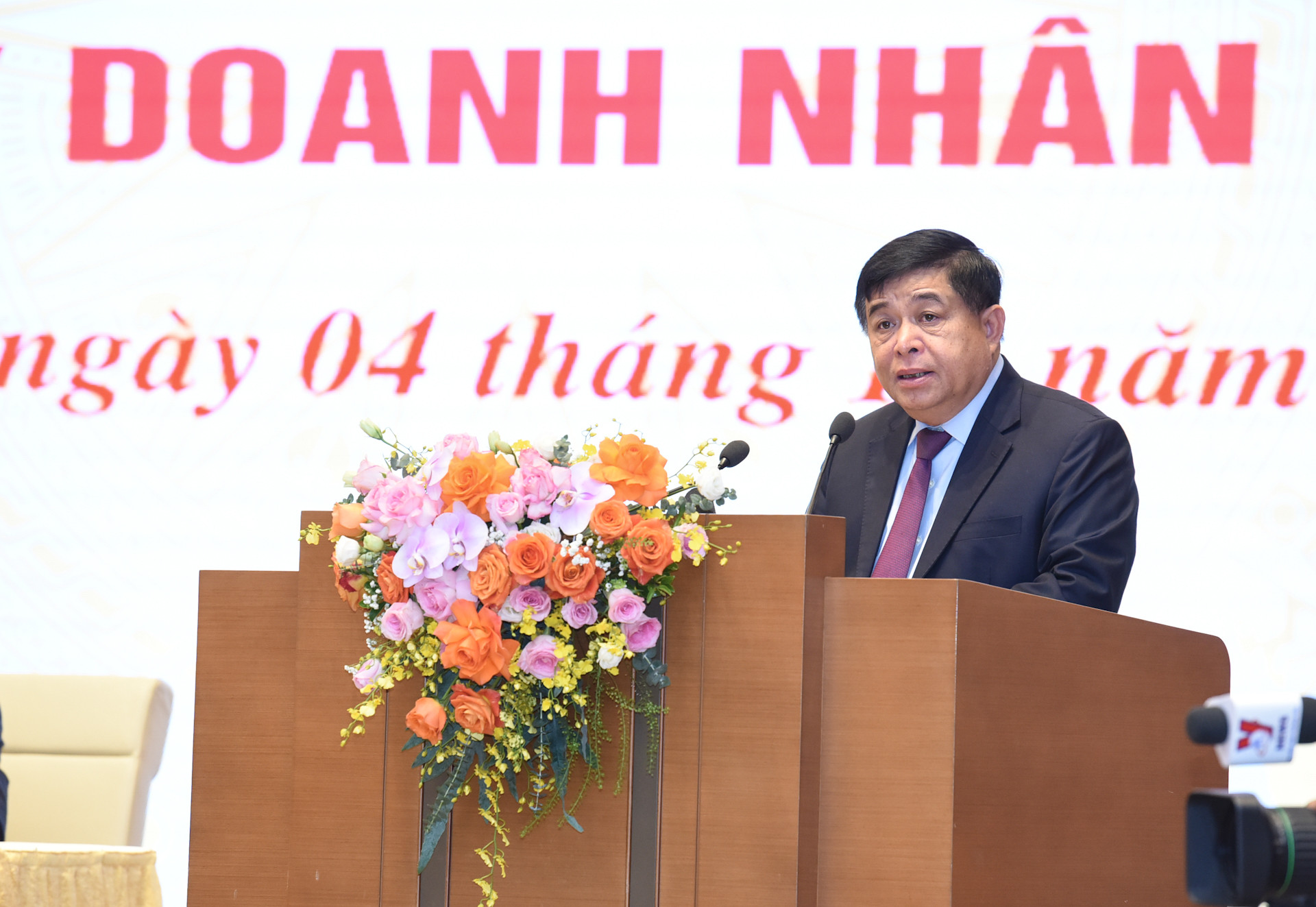 Bộ trưởng Kế hoạch và Đầu tư Nguyễn Chí Dũng: Chính phủ, Thủ tướng Chính phủ luôn đồng hành cùng doanh nghiệp.