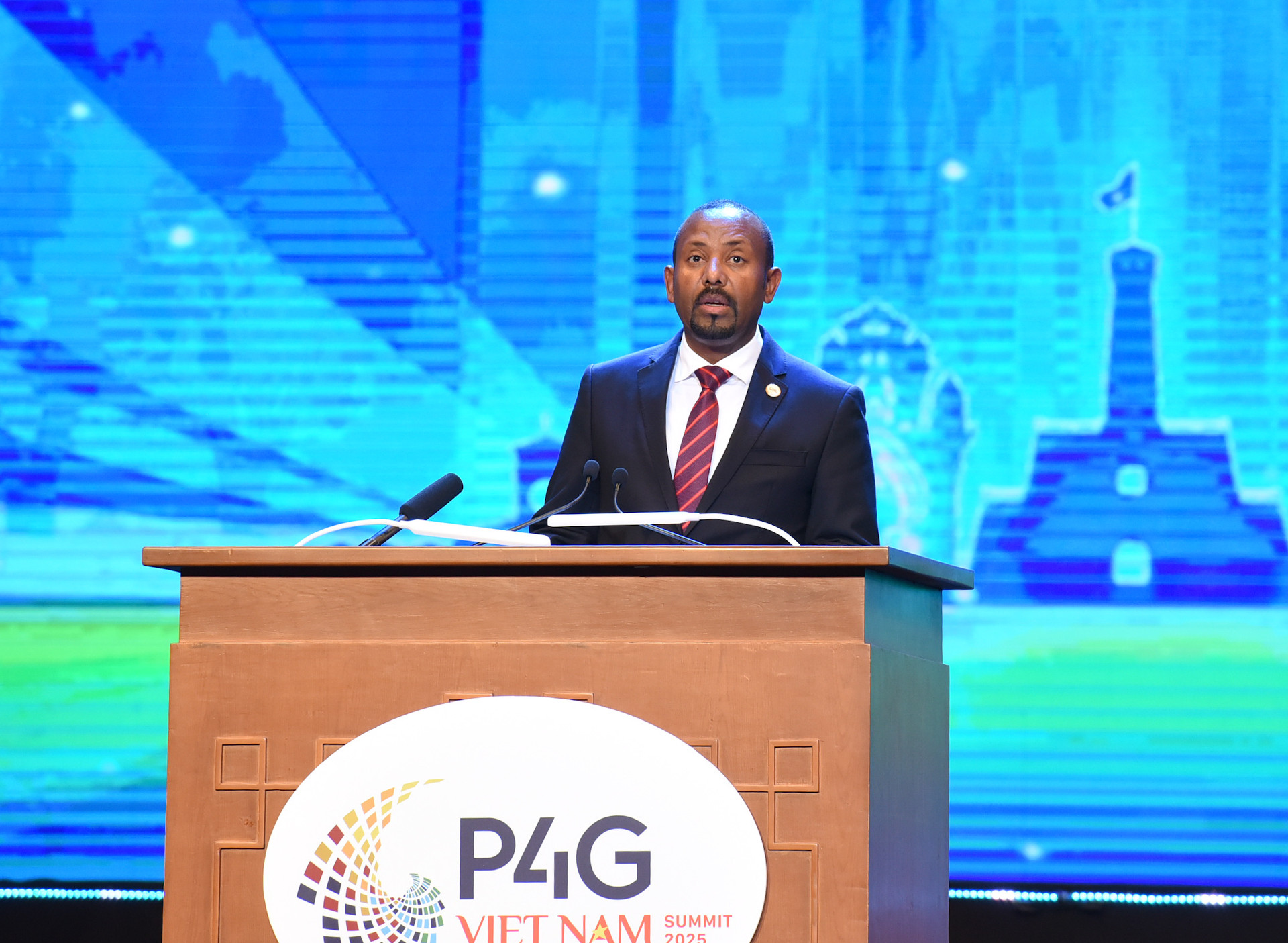 Thủ tướng Ethiopia Abiy Ahmed Ali phát biểu tại phiên khai mạc Hội nghị. Thủ tướng Ethiopia Abiy Ahmed Ali phát biểu tại phiên khai mạc Hội nghị.