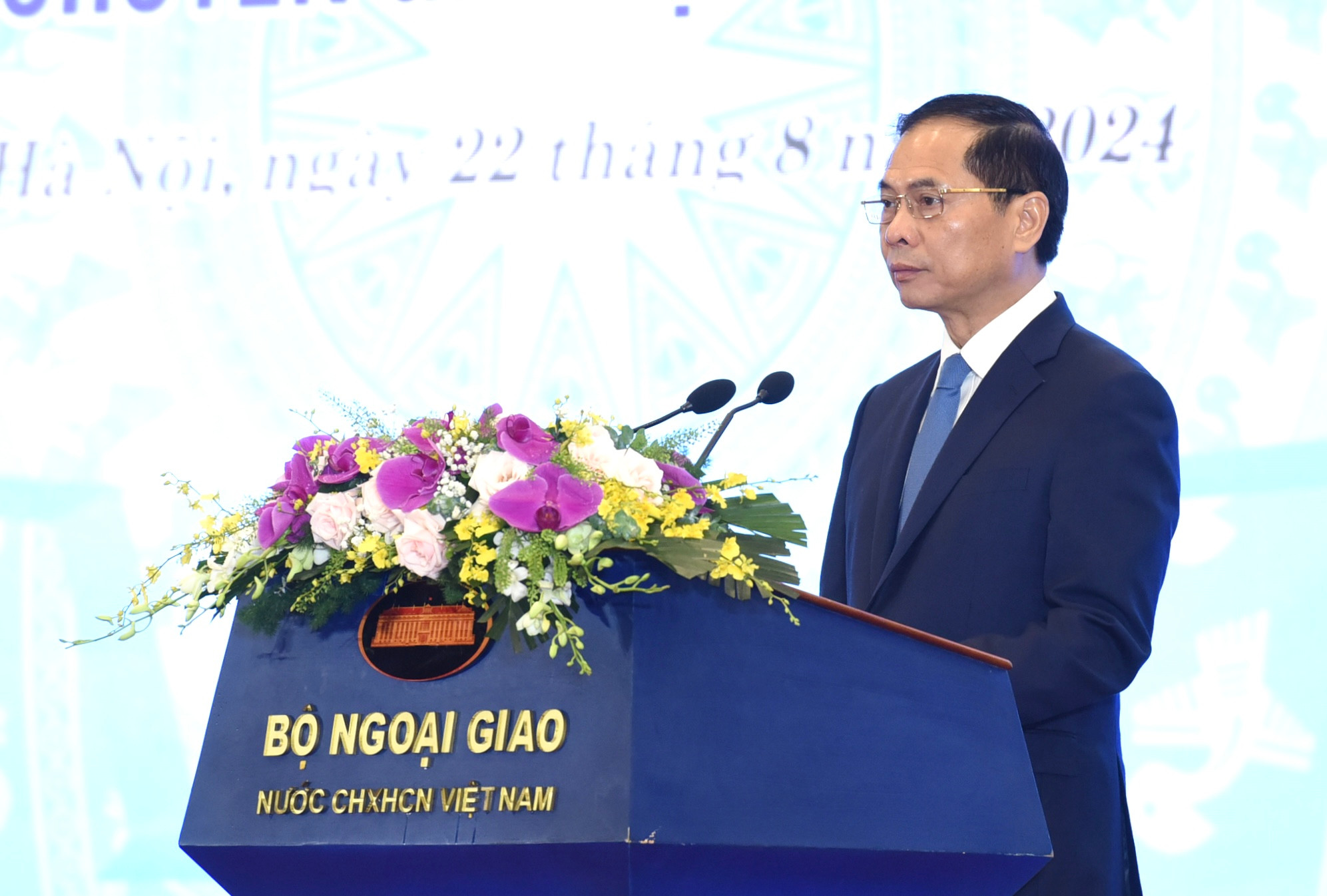 Bộ trưởng Ngoại giao Bùi Thanh Sơn phát biểu khai mạc Hội nghị.