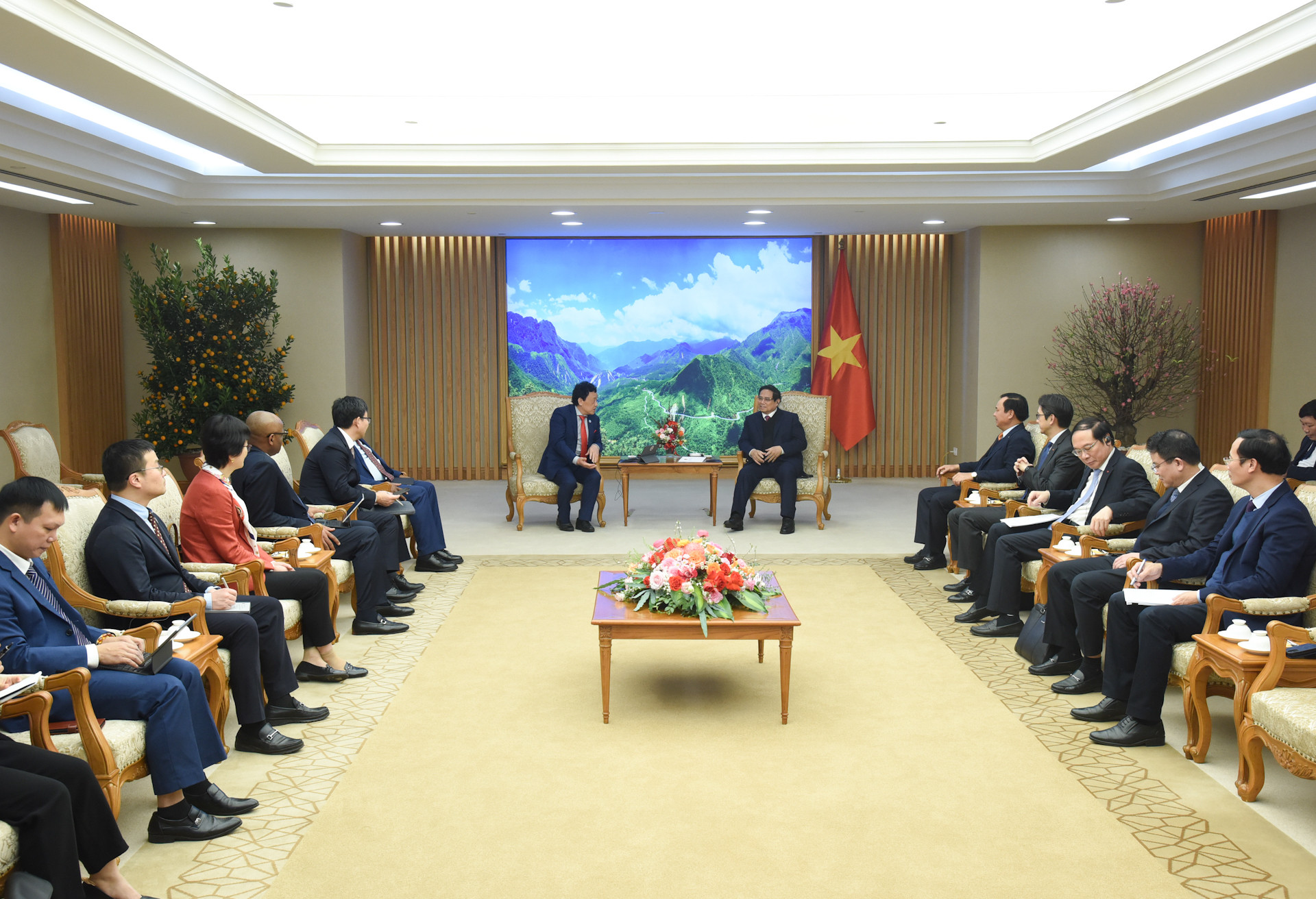 Quang cảnh buổi tiếp. Quang cảnh buổi tiếp.