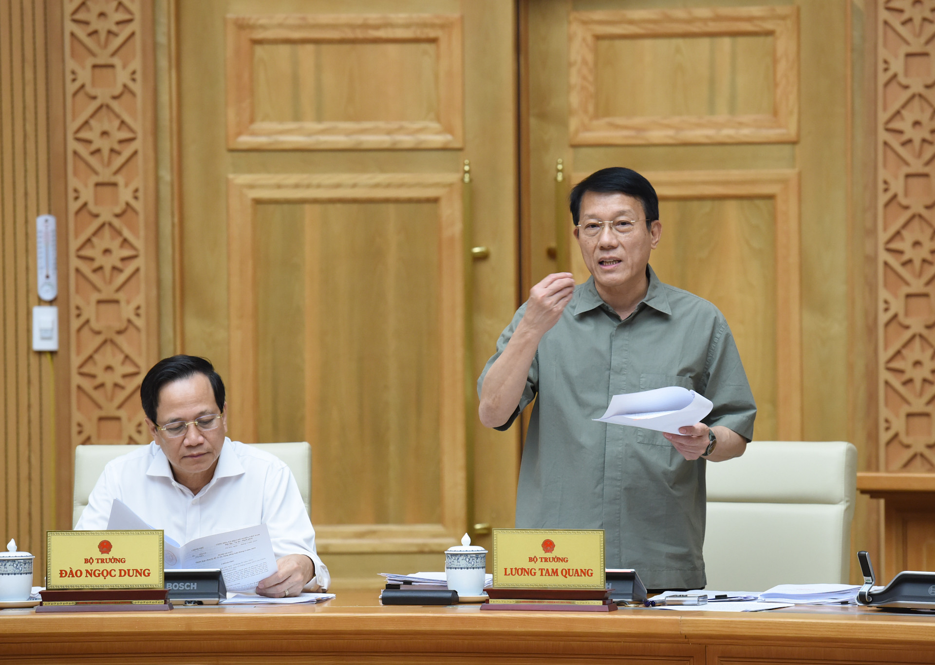 Bộ trưởng Công an Lương Tam Quang phát biểu.