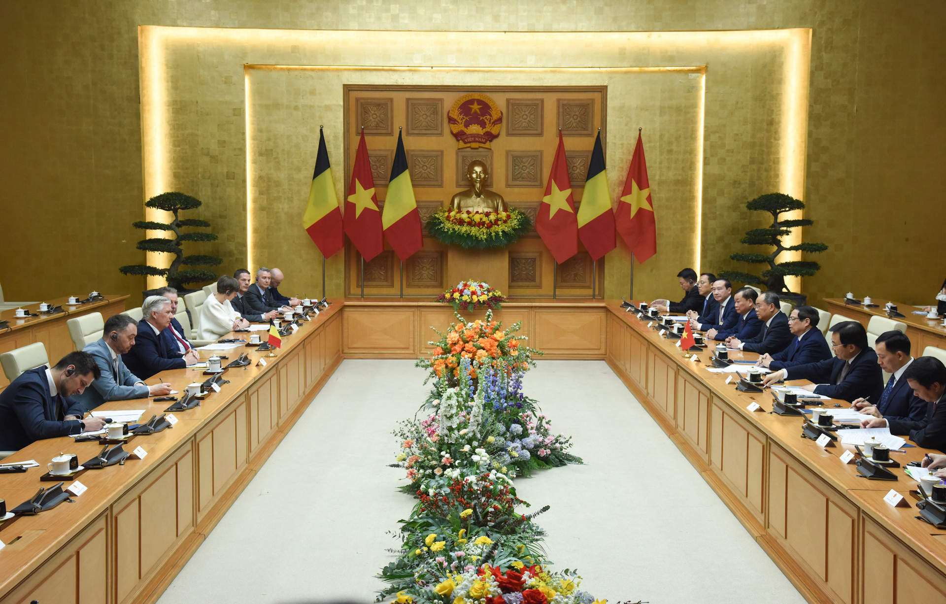 Quang cảnh hội kiến.