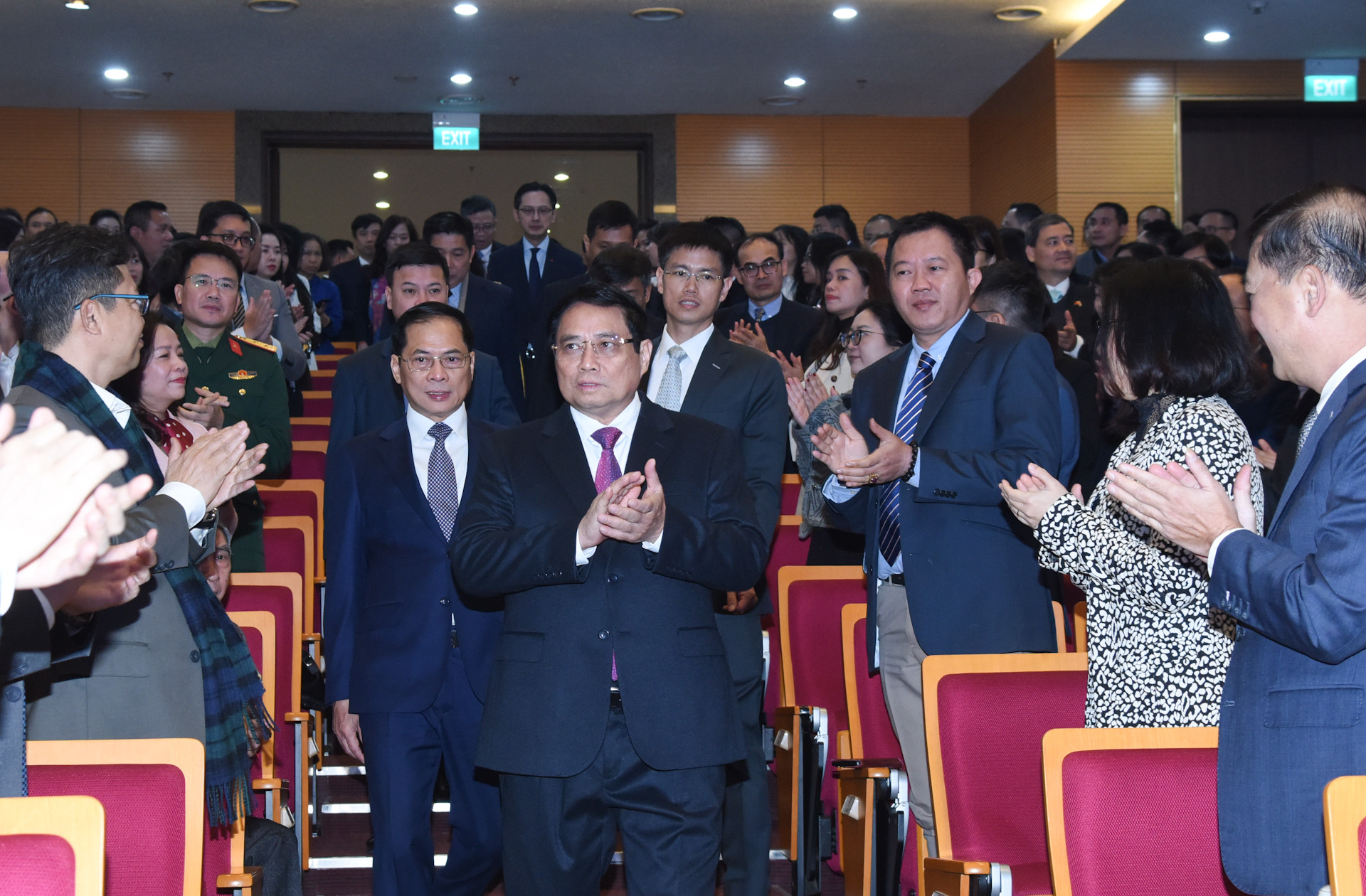 Thủ tướng Phạm Minh Chính đến dự hội nghị. Thủ tướng Phạm Minh Chính đến dự hội nghị.