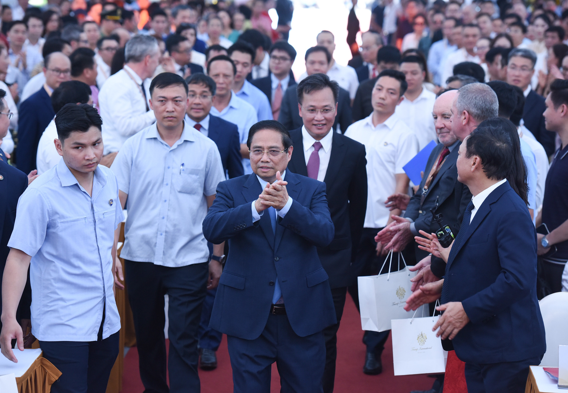 Thủ tướng Phạm Minh Chính đến dự lễ khởi công dự án.