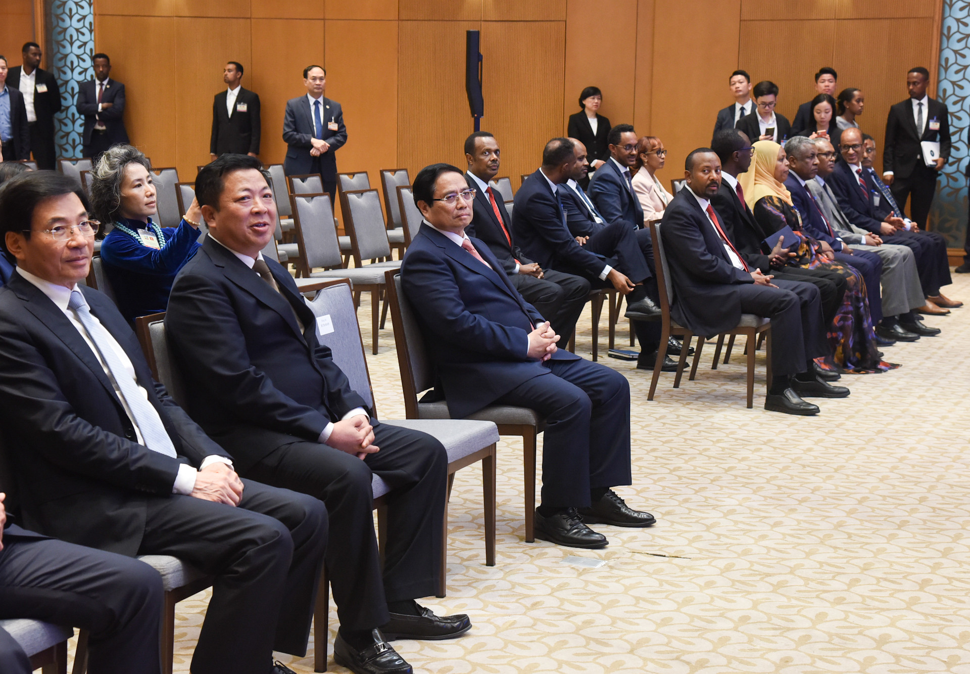 [Ảnh] Hai Thủ tướng chứng kiến Lễ ký kết trao văn kiện hợp tác giữa Việt Nam và Ethiopia ảnh 2