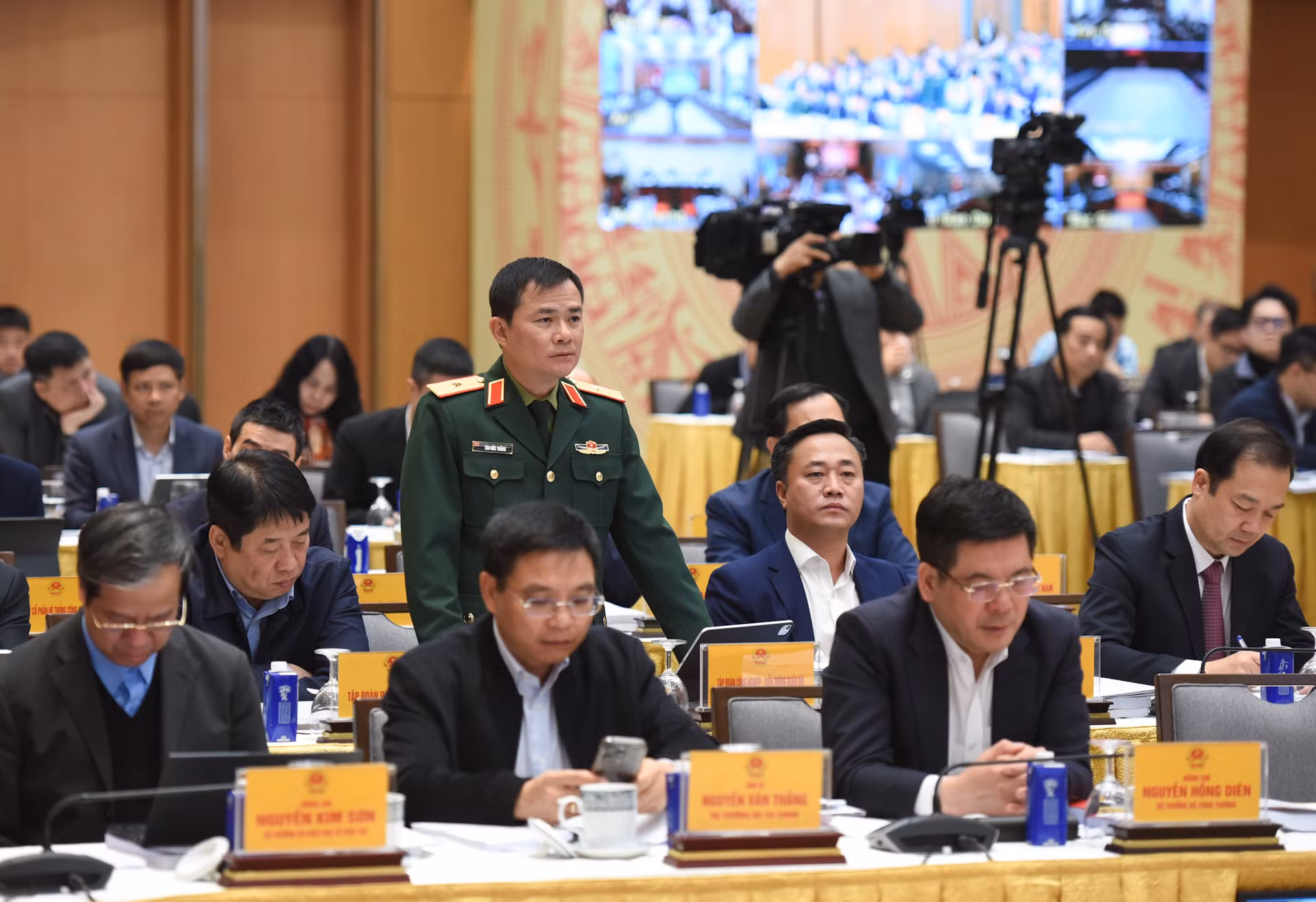 Chủ tịch kiêm Tổng giám đốc Viettel Tào Đức Thắng phát biểu. Chủ tịch kiêm Tổng giám đốc Viettel Tào Đức Thắng phát biểu.