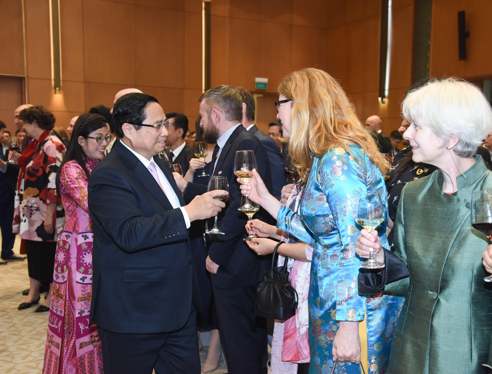 Thủ tướng Phạm Minh Chính và Phu nhân chủ trì tiệc chiêu đãi Đoàn Ngoại giao nhân dịp năm mới.