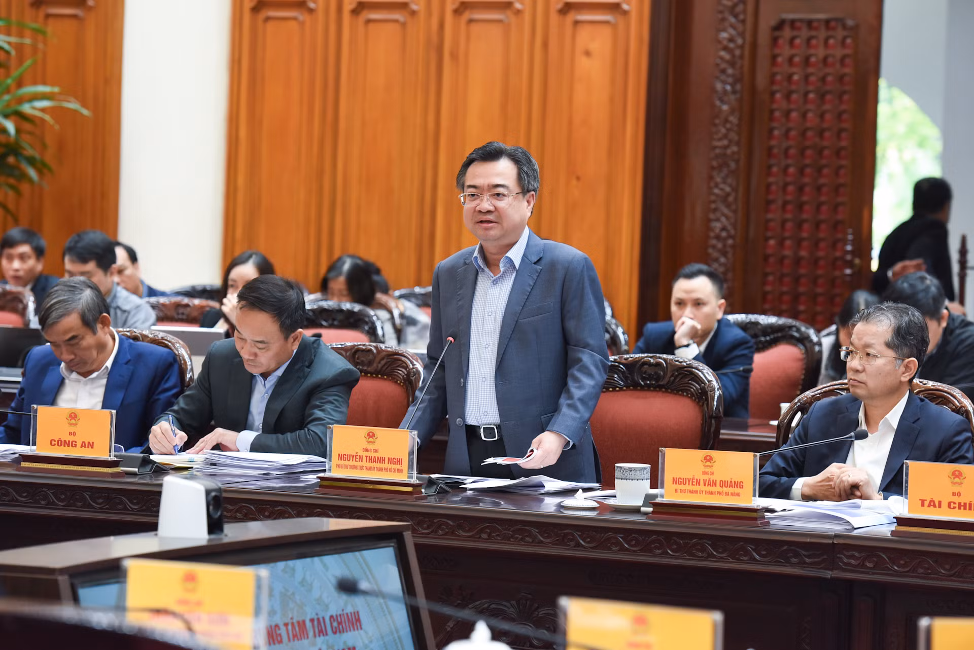 Phó Bí thư Thường trực Thành ủy Thành phố Hồ Chí Minh Nguyễn Thanh Nghị phát biểu.