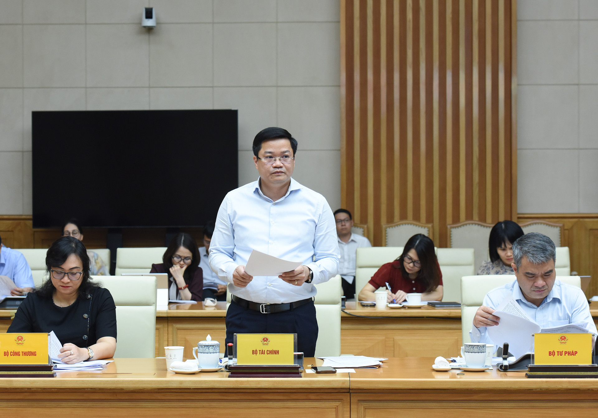 Thứ trưởng Tài chính Nguyễn Đức Tâm phát biểu.