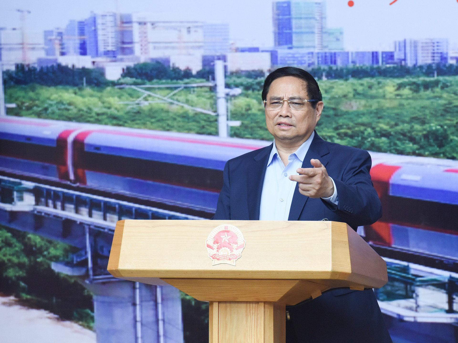 Thủ tướng Phạm Minh Chính phát biểu chỉ đạo tại phiên họp.