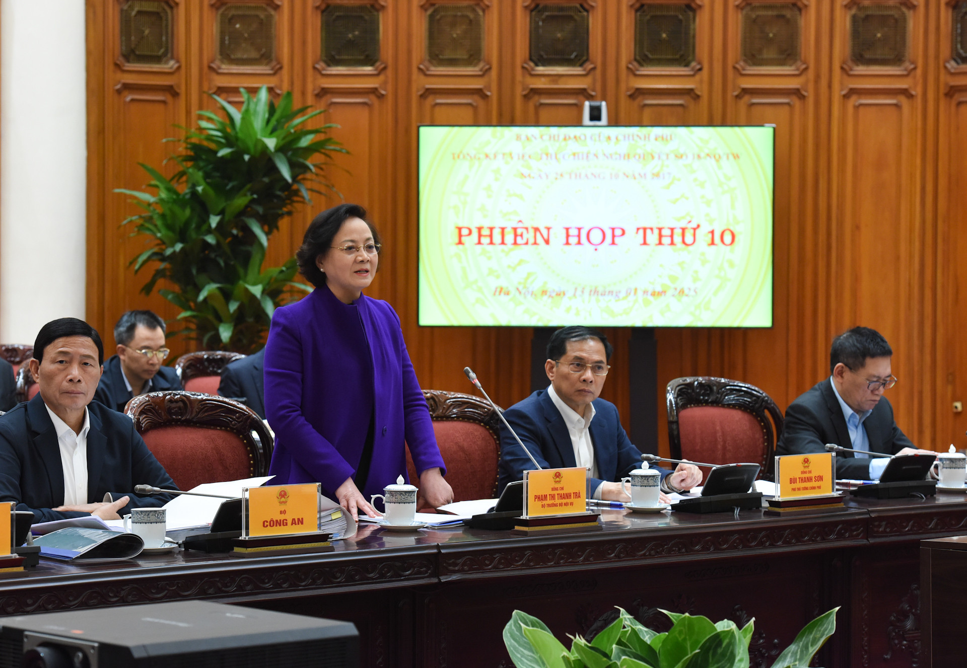 Bộ trưởng Nội vụ Phạm Thị Thanh Trà phát biểu.