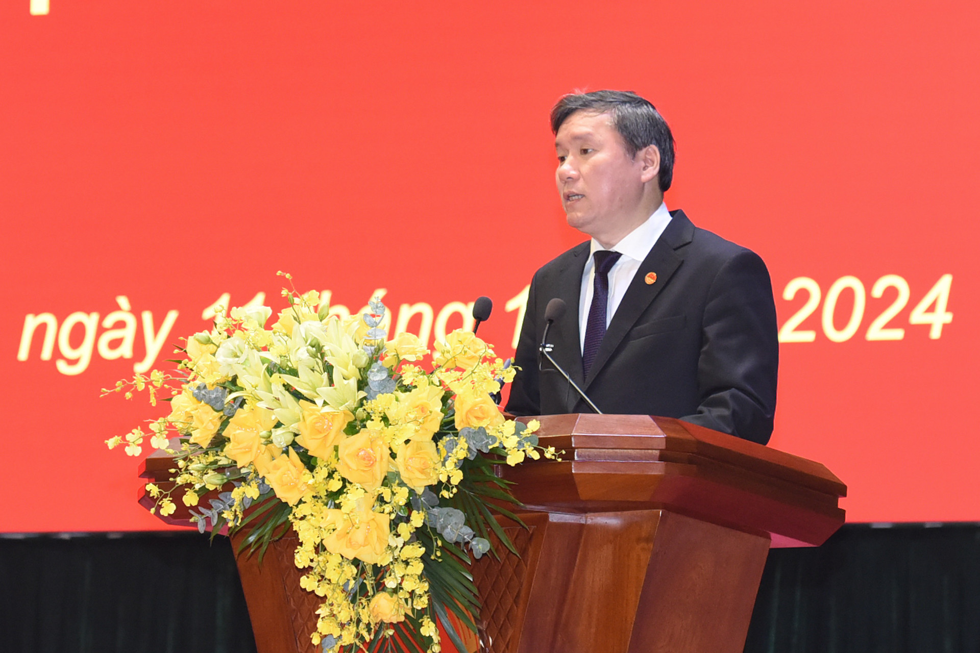 Giáo sư, tiến sĩ Lê Văn Lợi, Phó Giám đốc Học viện Chính trị quốc gia Hồ Chí Minh phát biểu.