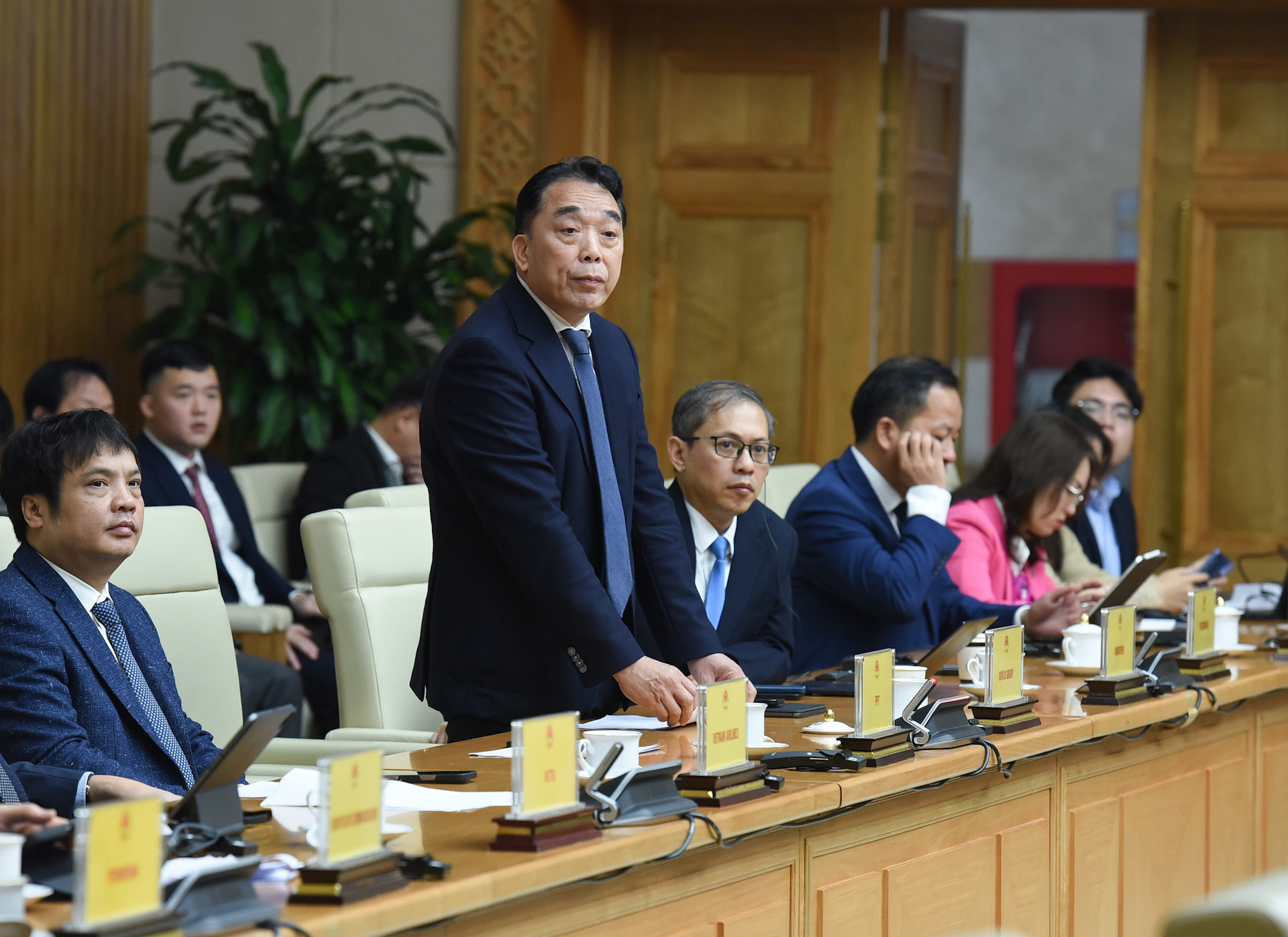 Đại diện Tập đoàn Sovico phát biểu. Đại diện Tập đoàn Sovico phát biểu.