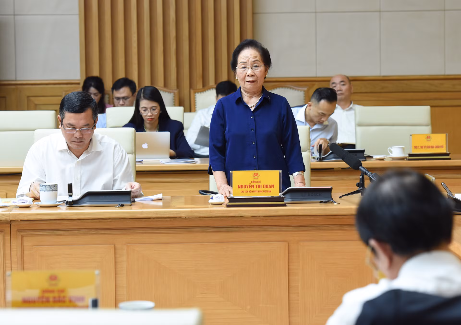 Chủ tịch Hội khuyến học Việt Nam Nguyễn Thị Doan phát biểu.