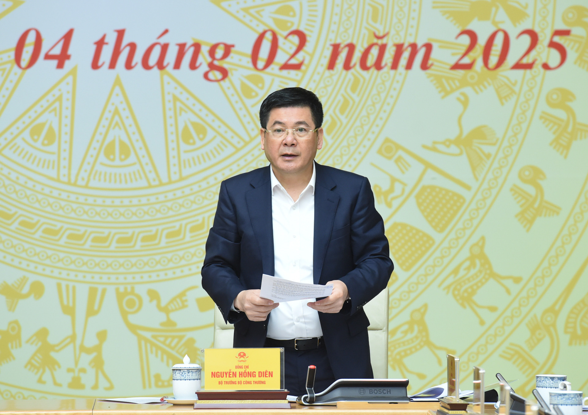 Bộ trưởng Công thương Nguyễn Hồng Diên, Phó Trưởng Ban Chỉ đạo phát biểu.