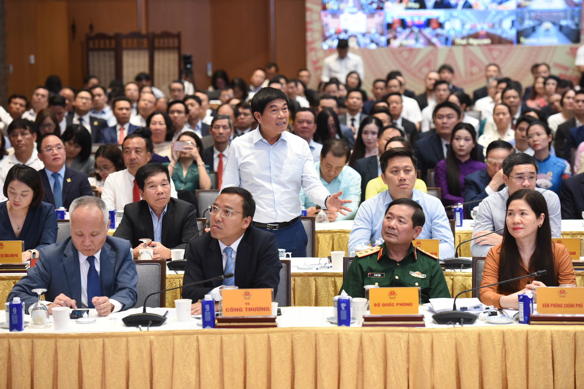 Ông Trần Đình Long, Chủ tịch Tập đoàn Hòa Phát phát biểu tại Tọa đàm.