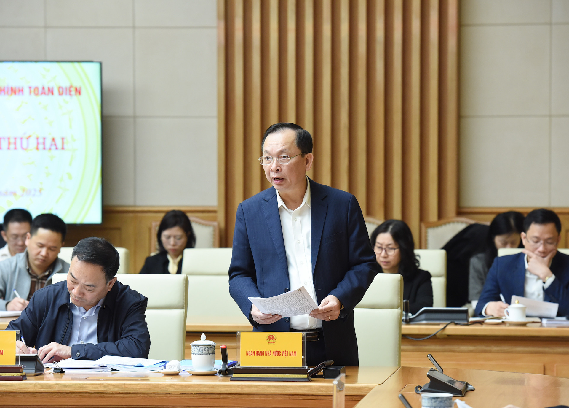 Phó Thống đốc Ngân hàng Nhà nước Việt Nam Đào Minh Tú phát biểu. Phó Thống đốc Ngân hàng Nhà nước Việt Nam Đào Minh Tú phát biểu.