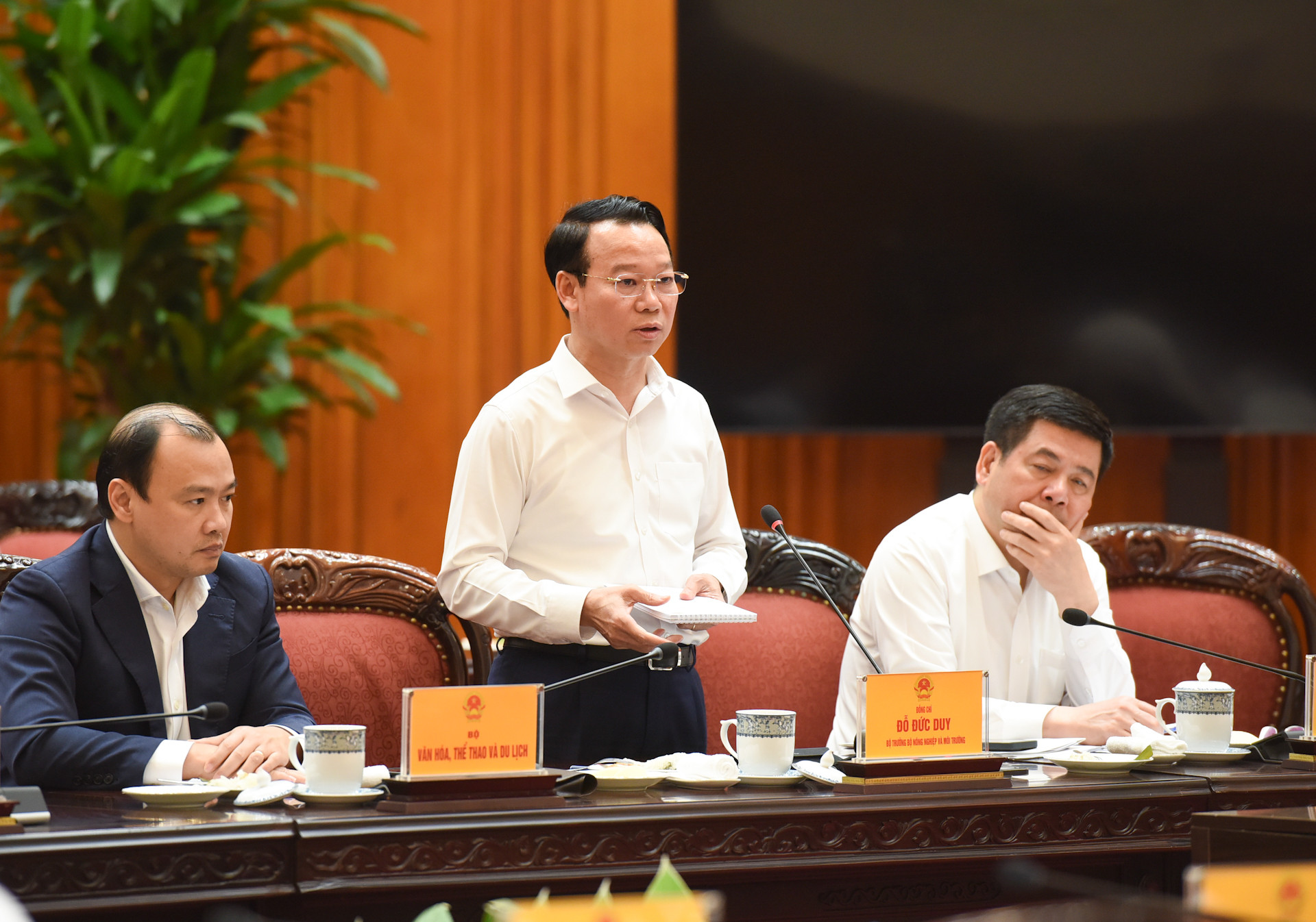 Bộ trưởng Nông nghiệp và Môi trường Đỗ Đức Duy phát biểu tại cuộc họp.