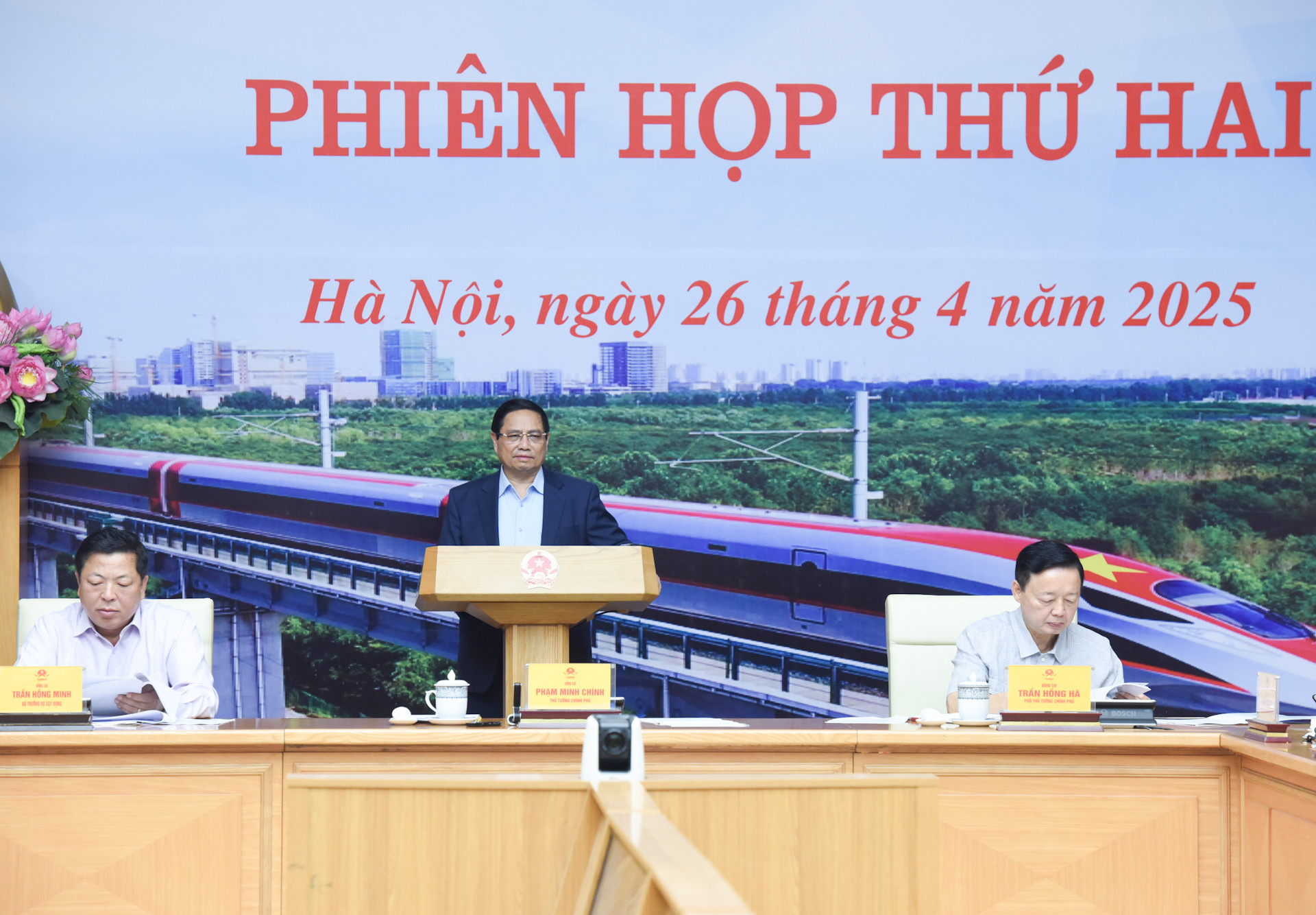 Thủ tướng Phạm Minh Chính chủ trì phiên họp thứ hai của Ban Chỉ đạo các công trình trọng điểm, dự án đường sắt.