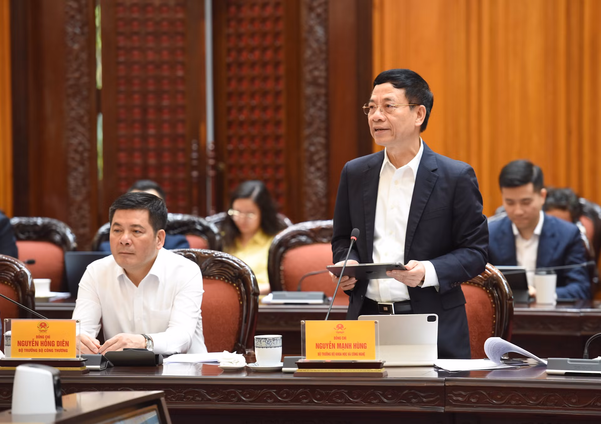 Bộ trưởng Khoa học và Công nghệ Nguyễn Mạnh Hùng phát biểu.