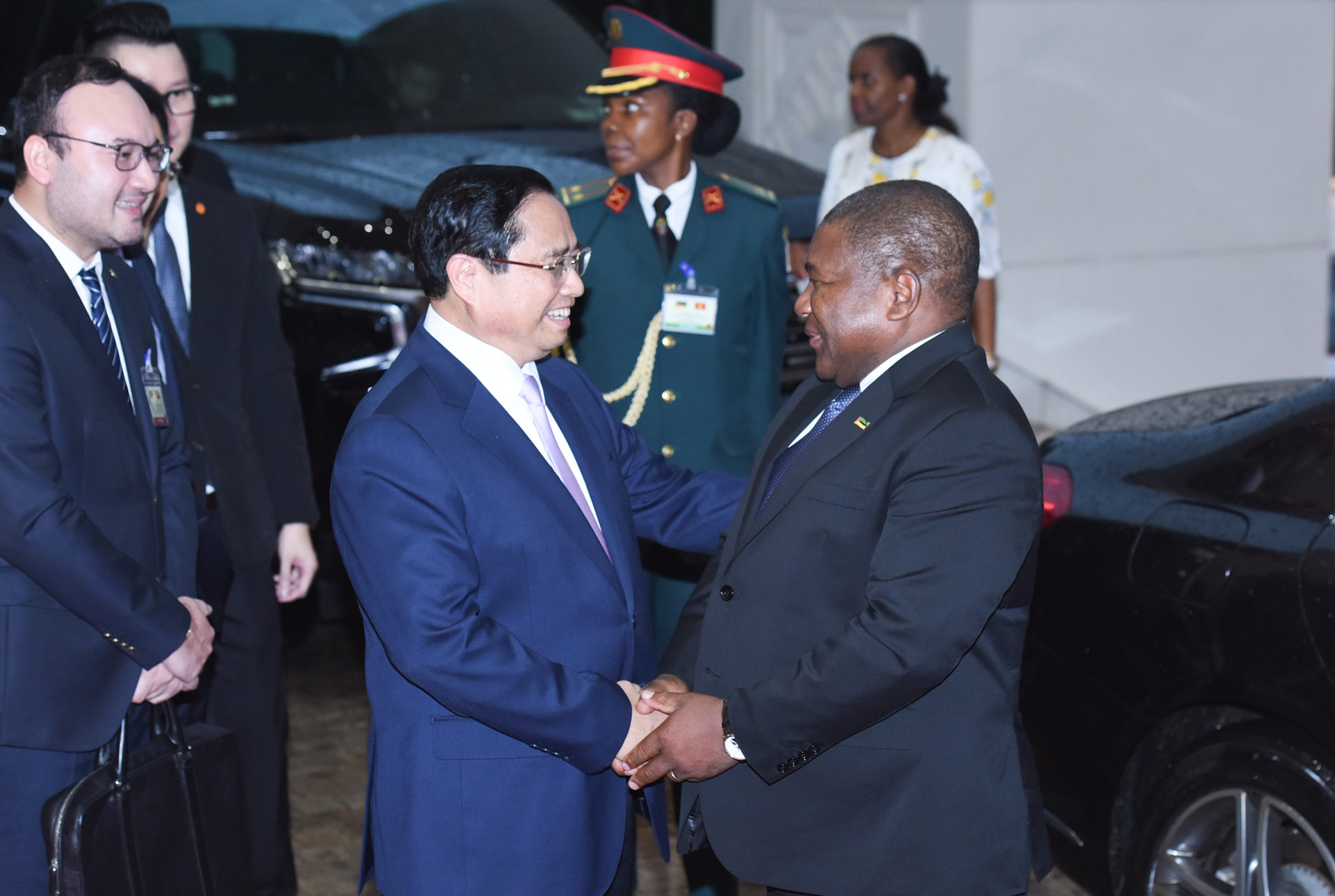 Thủ tướng Phạm Minh Chính đón Tổng thống Cộng hòa Mozambique Filipe Jacinto Nyusi.