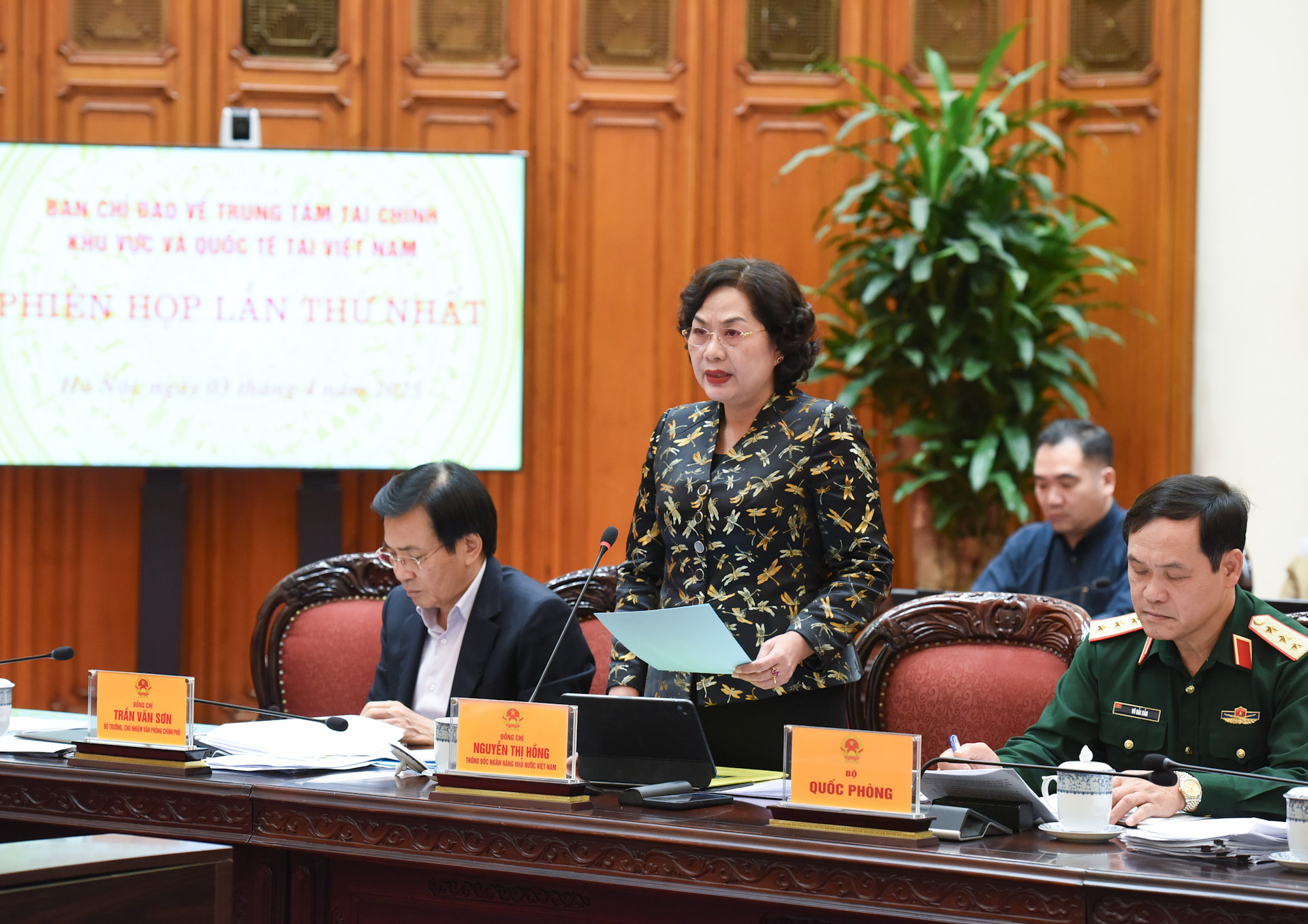 Thống đốc Ngân hàng Nhà nước Việt Nam Nguyễn Thị Hồng phát biểu.