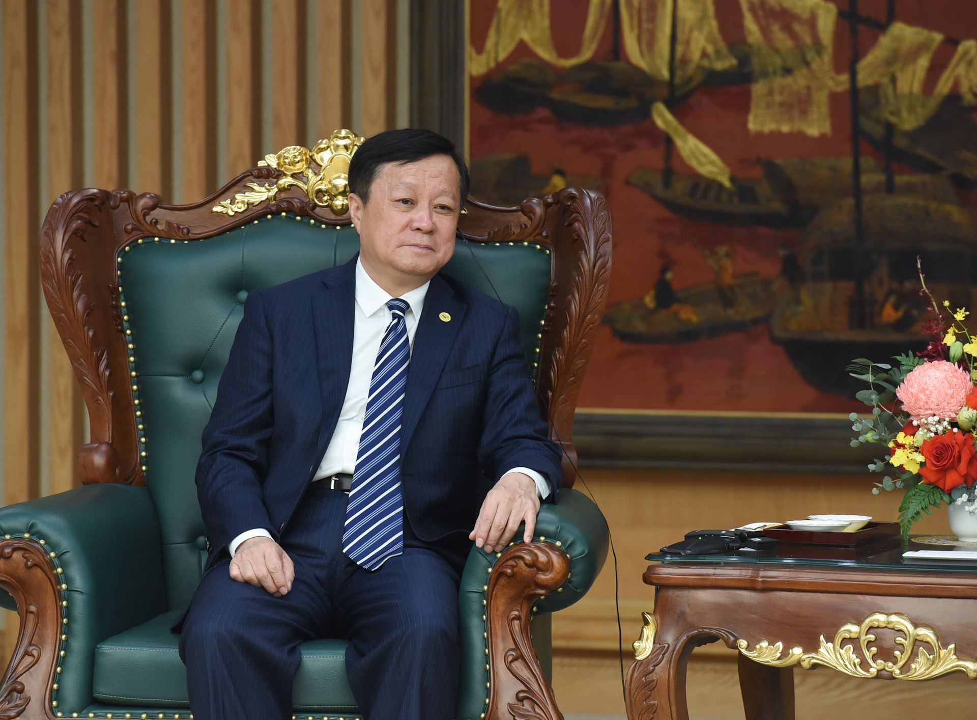 Ông Hạ Đông Phong phát biểu tại buổi tiếp.