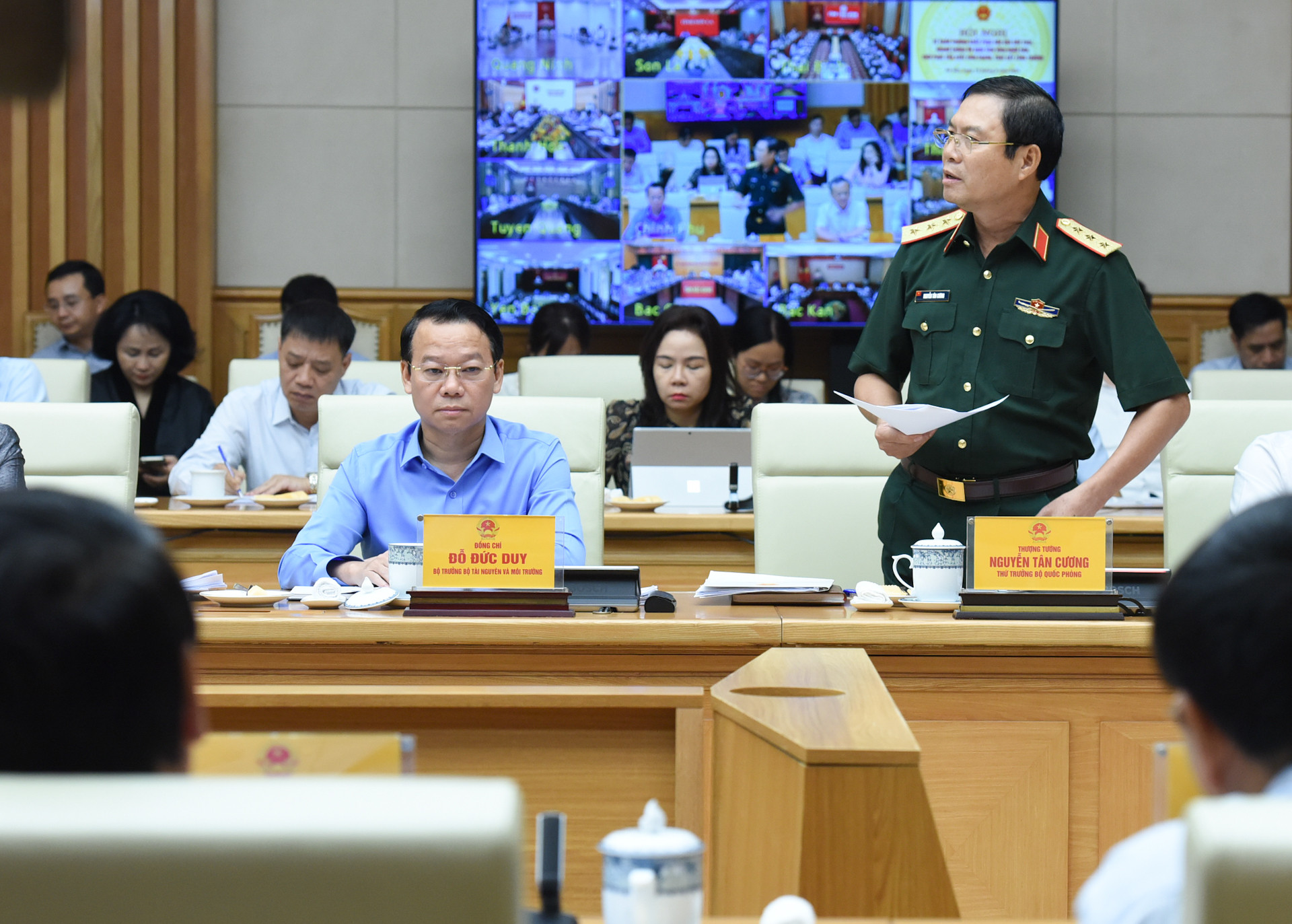 Thượng tướng Nguyễn Tân Cương, Tổng Tham mưu trưởng, Thứ trưởng Quốc phòng phát biểu.