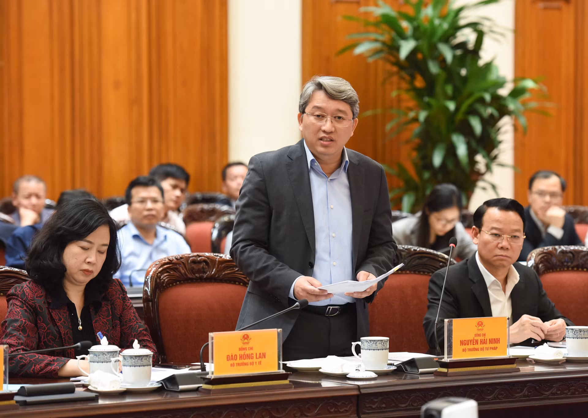 Bộ trưởng Tư pháp Nguyễn Hải Ninh phát biểu. Bộ trưởng Tư pháp Nguyễn Hải Ninh phát biểu.