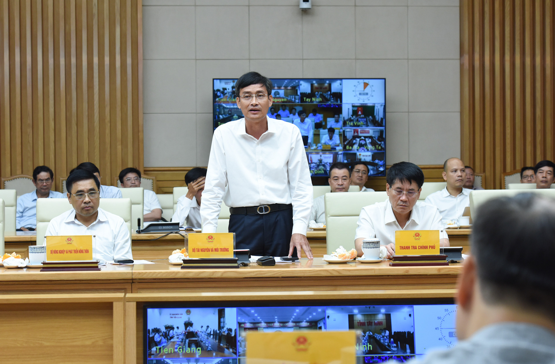 Đại diện lãnh đạo Bộ Tài nguyên và Môi trường phát biểu.