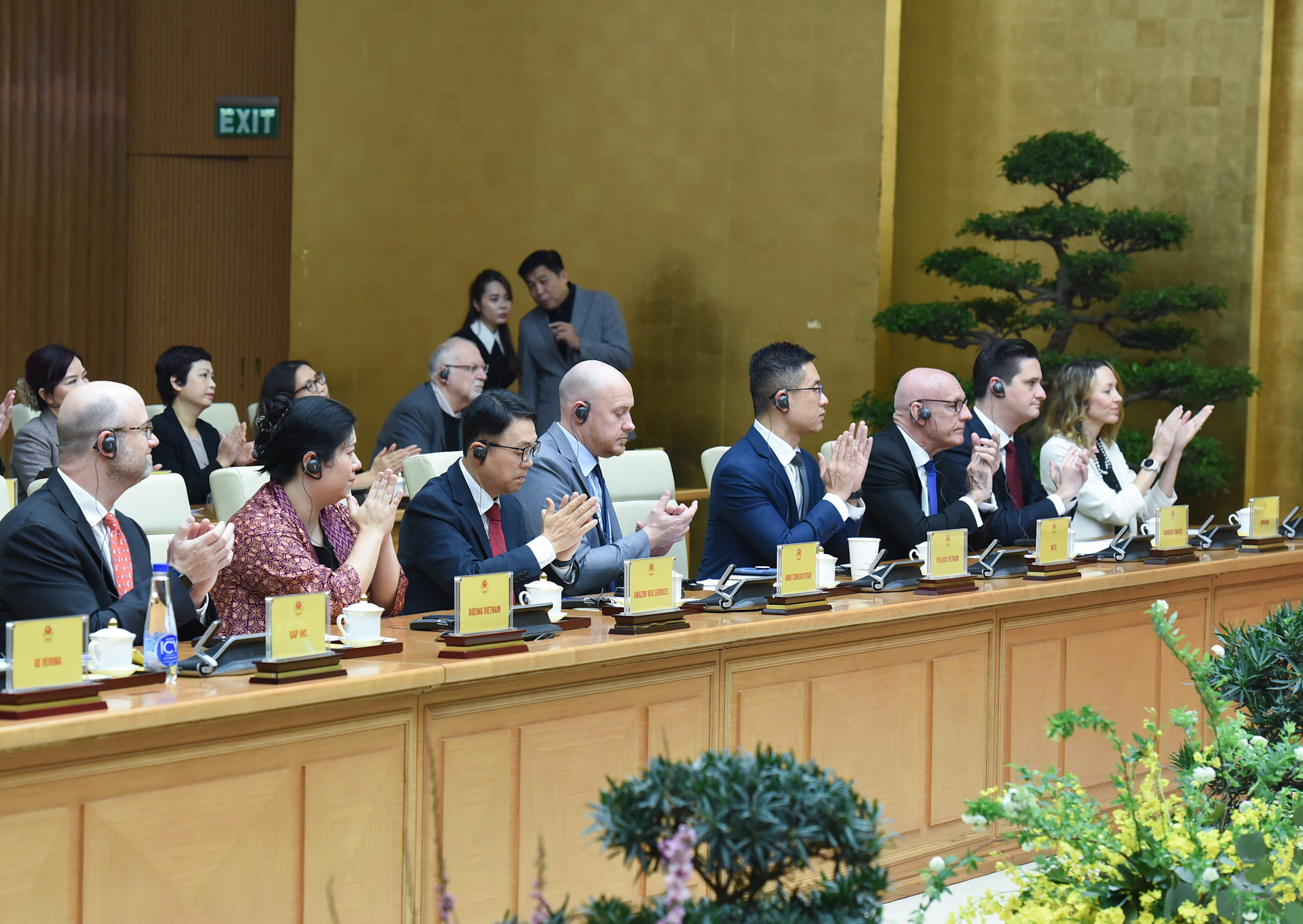 Các doanh nghiệp Hoa Kỳ tham dự Tọa đàm. Các doanh nghiệp Hoa Kỳ tham dự Tọa đàm.