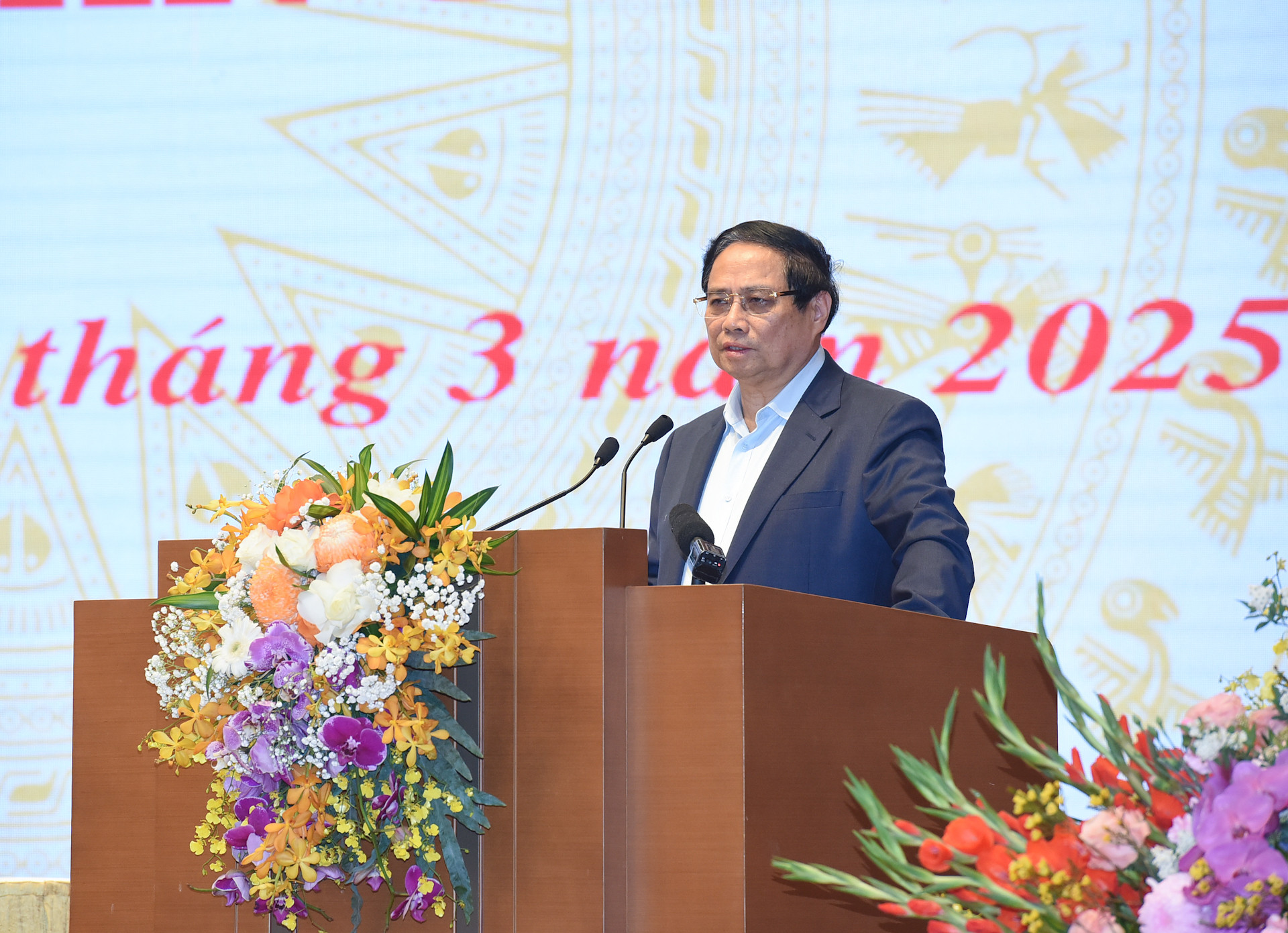 Thủ tướng Phạm Minh Chính phát biểu tại Phiên họp lần thứ nhất của Ban Chỉ đạo của Chính phủ về phát triển khoa học, công nghệ, đổi mới sáng tạo, chuyển đổi số và Đề án 06. Thủ tướng Phạm Minh Chính phát biểu tại Phiên họp lần thứ nhất của Ban Chỉ đạo của Chính phủ về phát triển khoa học, công nghệ, đổi mới sáng tạo, chuyển đổi số và Đề án 06.