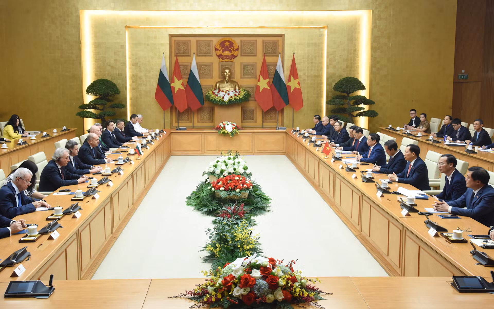 Quang cảnh hội kiến.