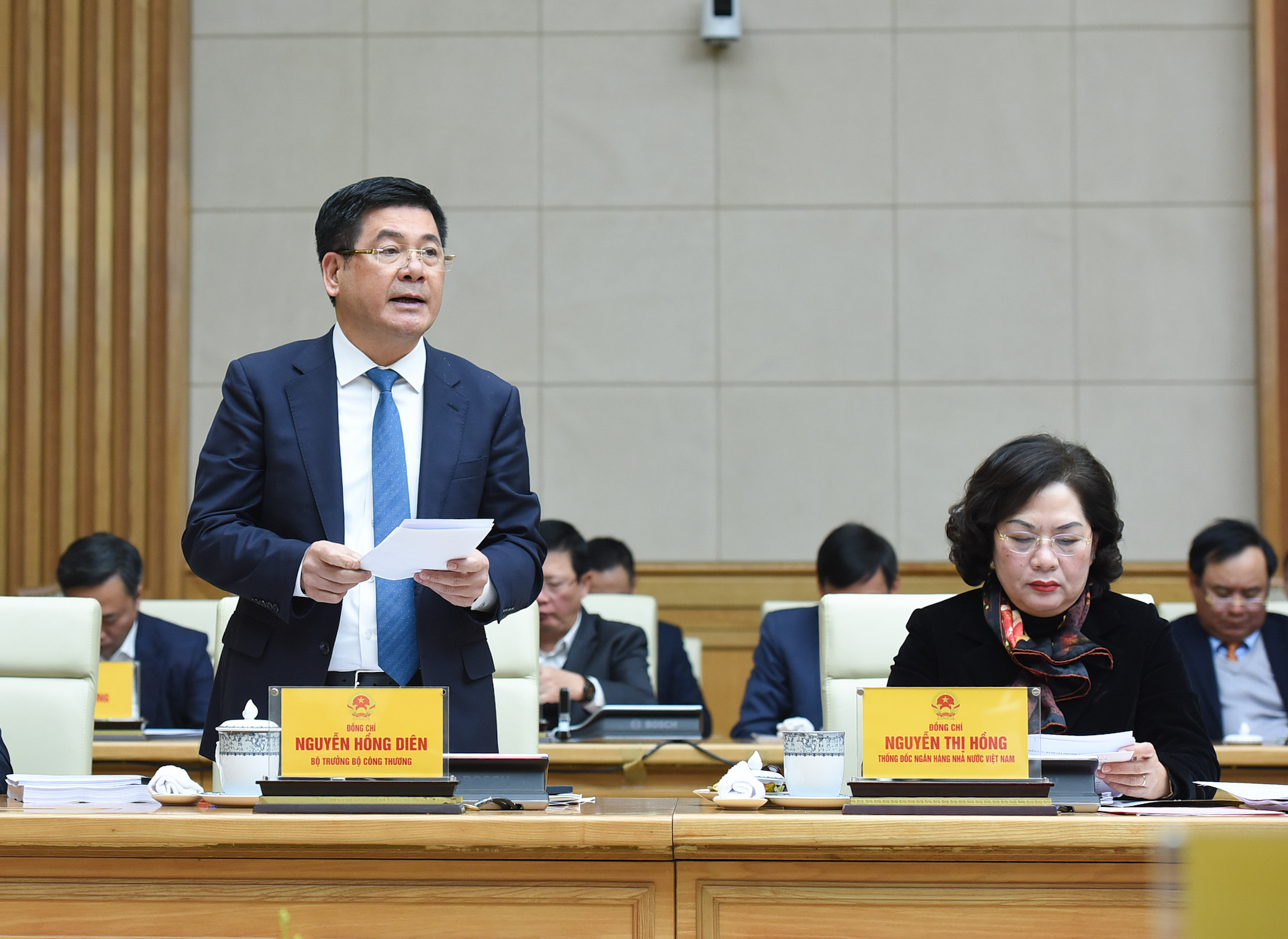 Bộ trưởng Công thương Nguyễn Hồng Diên phát biểu.