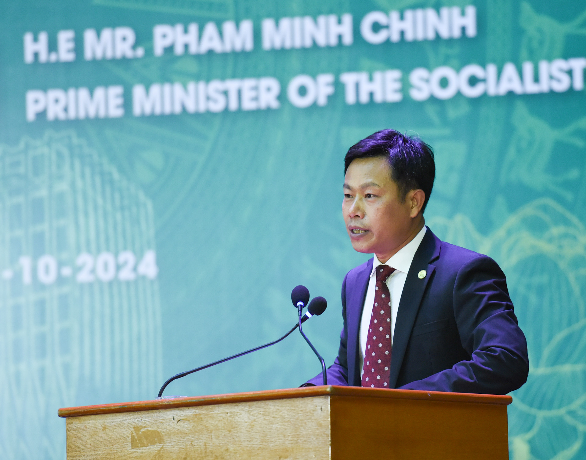 Giám đốc Đại học Quốc gia Hà Nội Lê Quân phát biểu ý kiến.