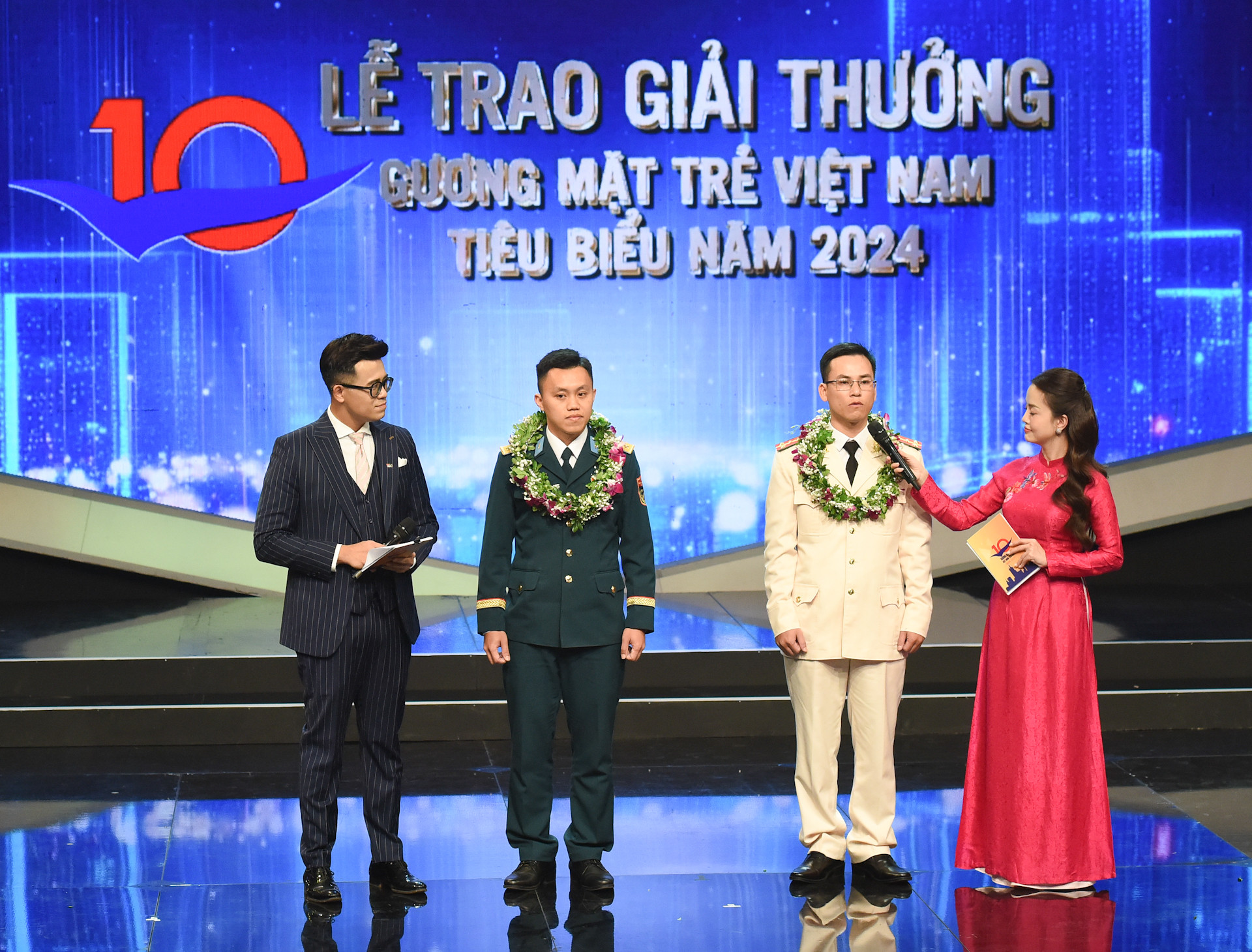 Phần giao lưu các Gương mặt trẻ Việt Nam tiêu biểu năm 2024 với khán giả.