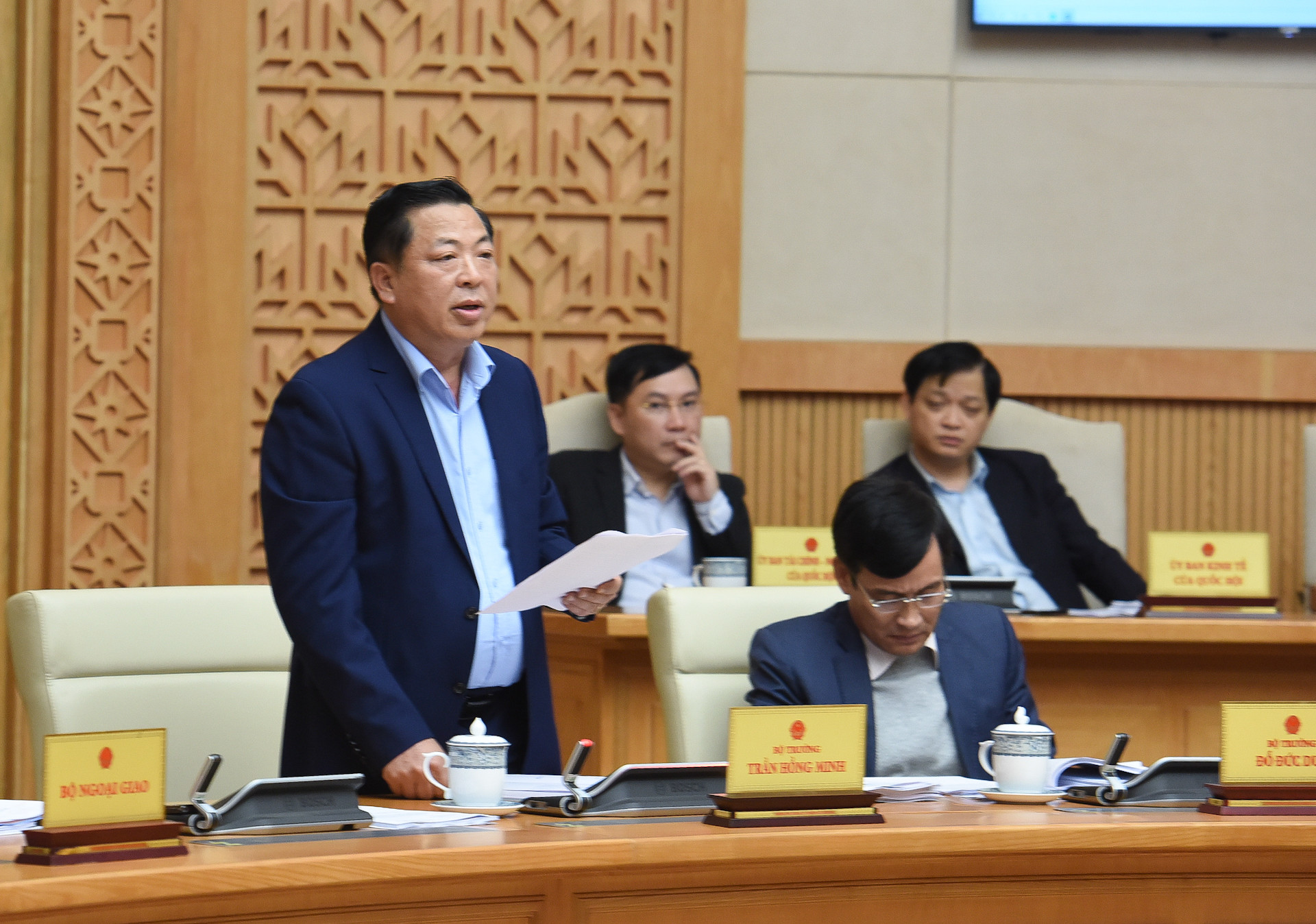 Bộ trưởng Giao thông Vận tải Nguyễn Hồng Minh phát biểu.