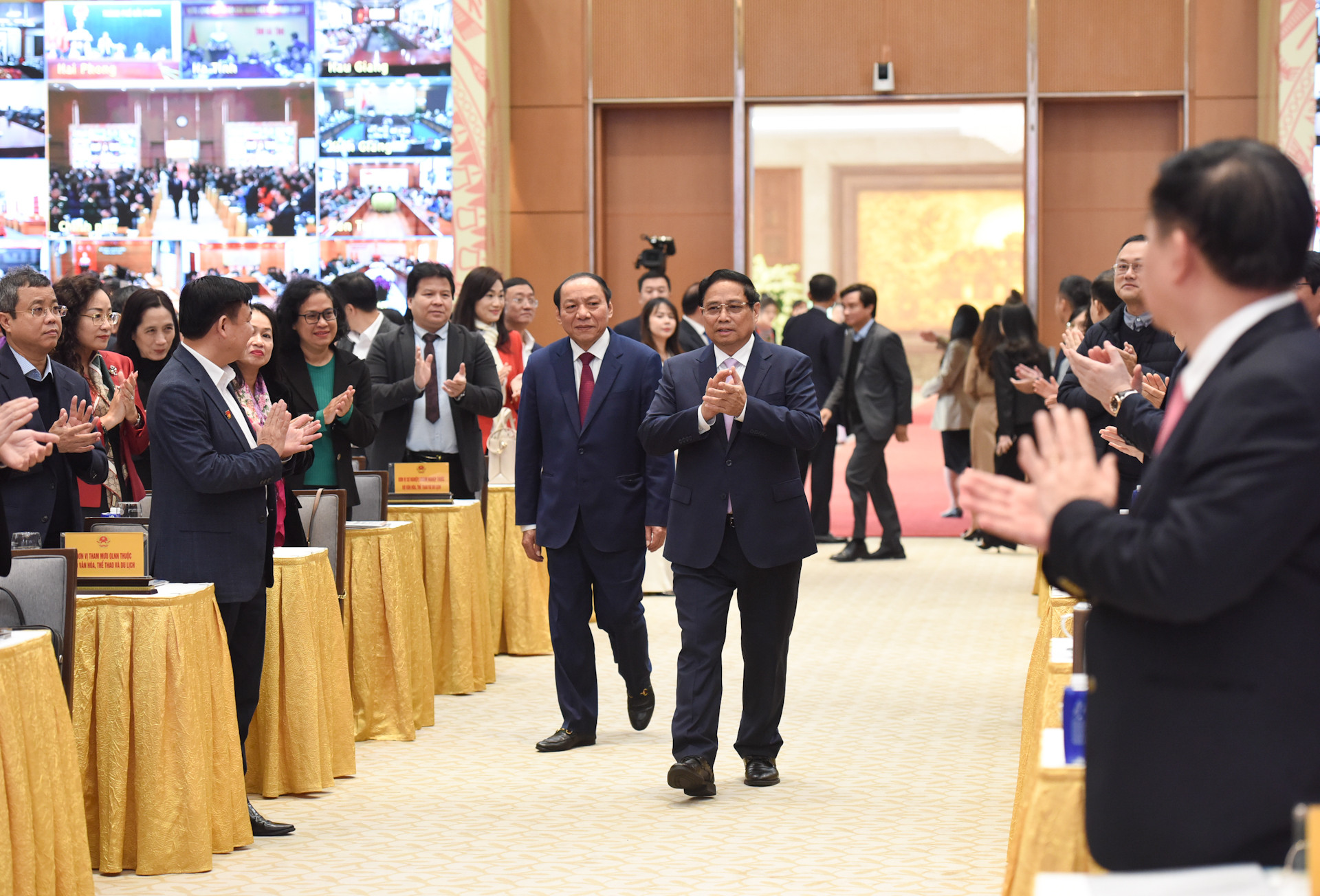 Thủ tướng Phạm Minh Chính đến dự và phát biểu chỉ đạo Hội nghị. Thủ tướng Phạm Minh Chính đến dự và phát biểu chỉ đạo Hội nghị.